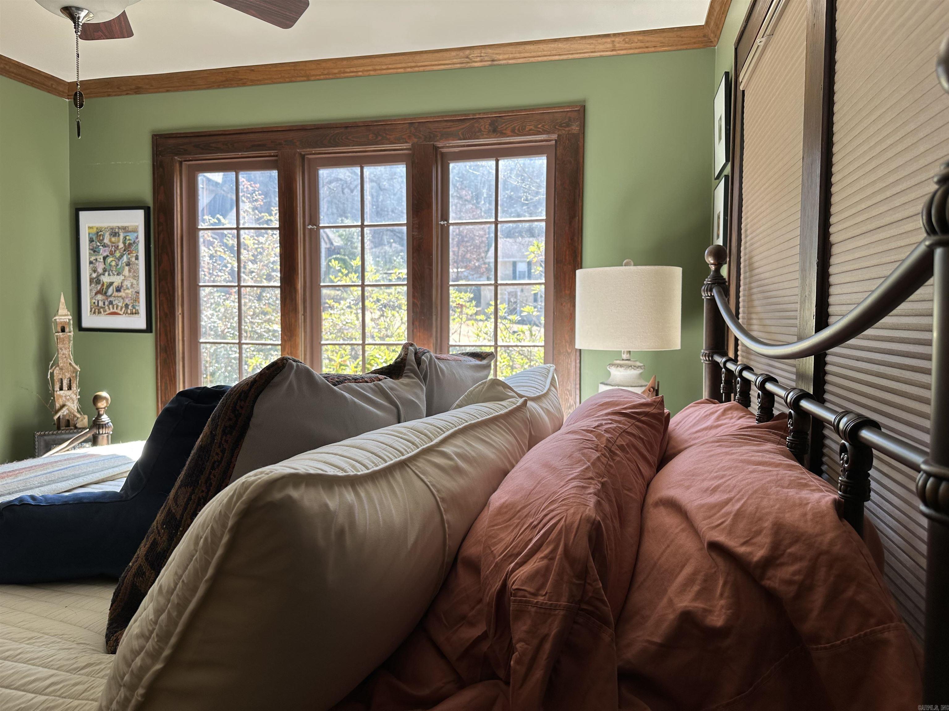 THOMPSON, M.G. - Residential