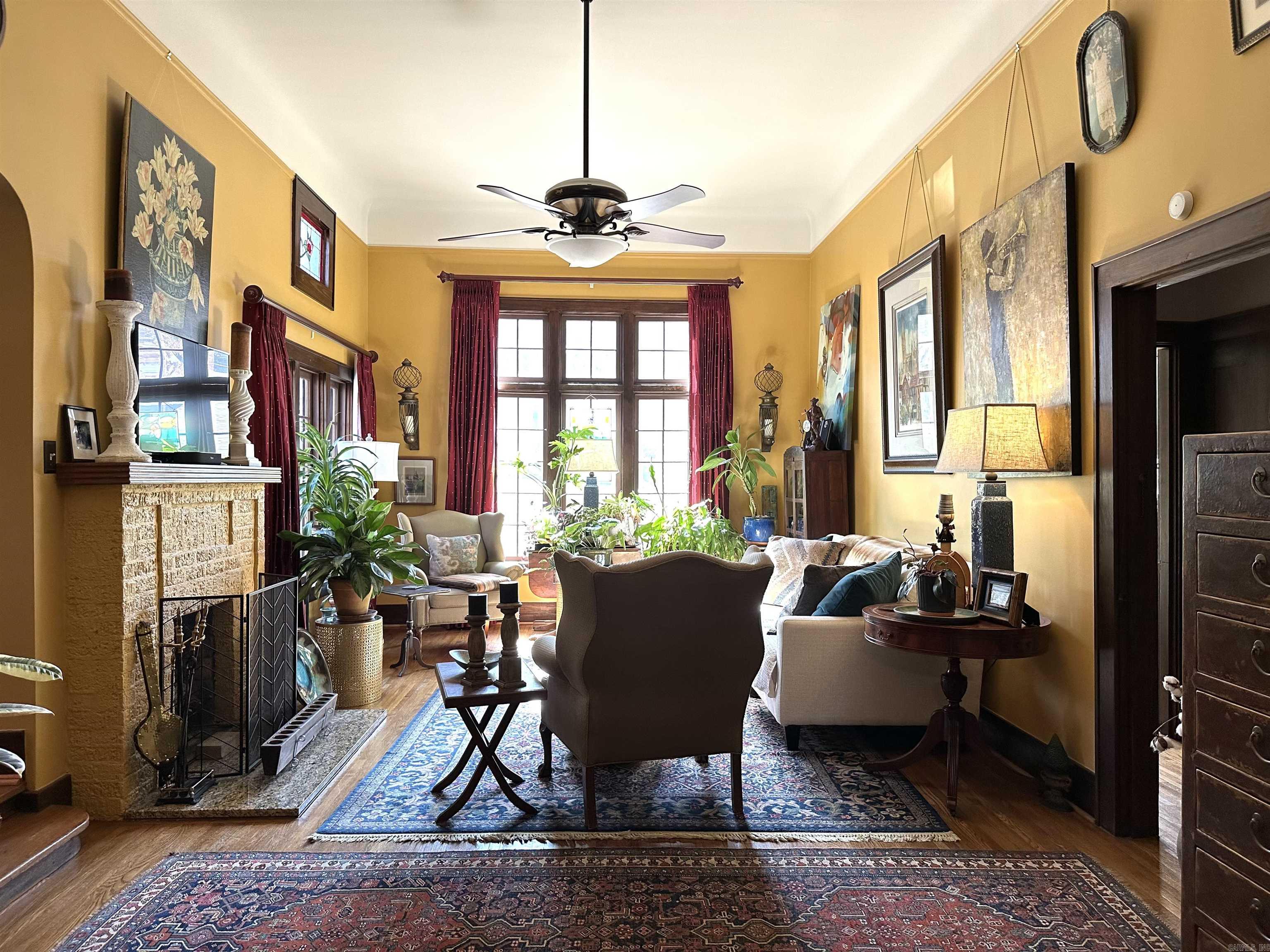 THOMPSON, M.G. - Residential