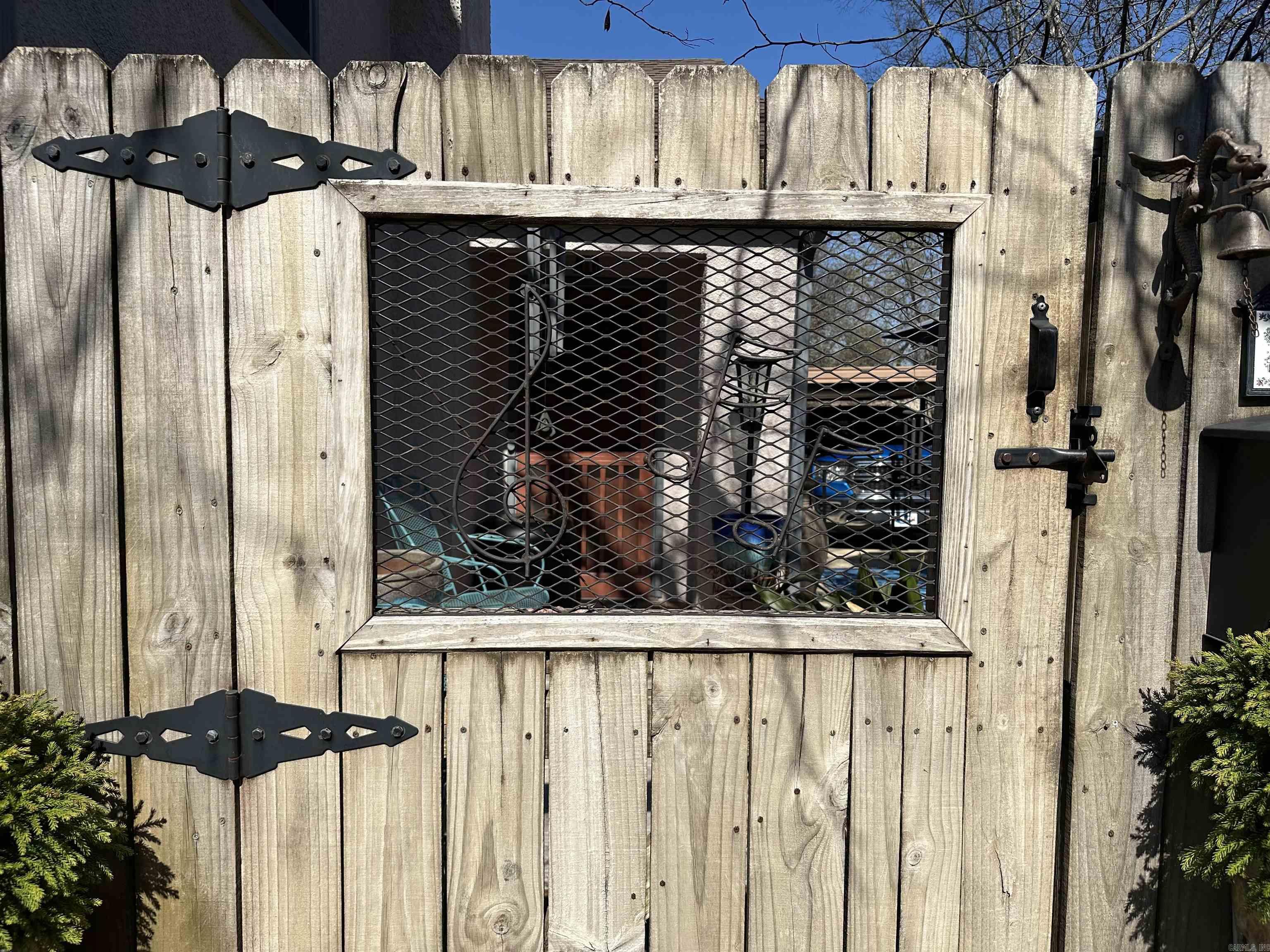 THOMPSON, M.G. - Residential