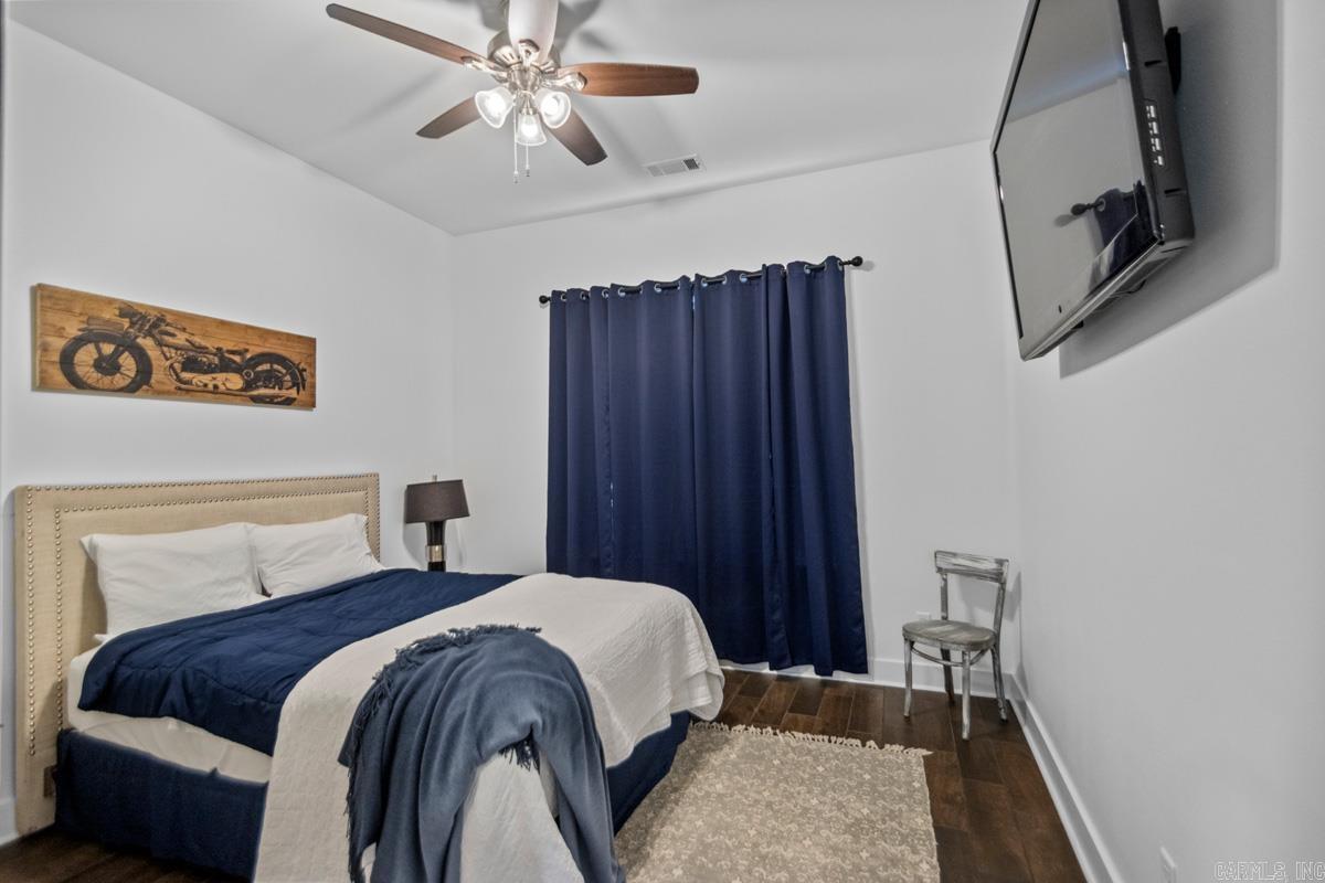 NORTH SHORE @ HURRICANE LAKE EST - Residential