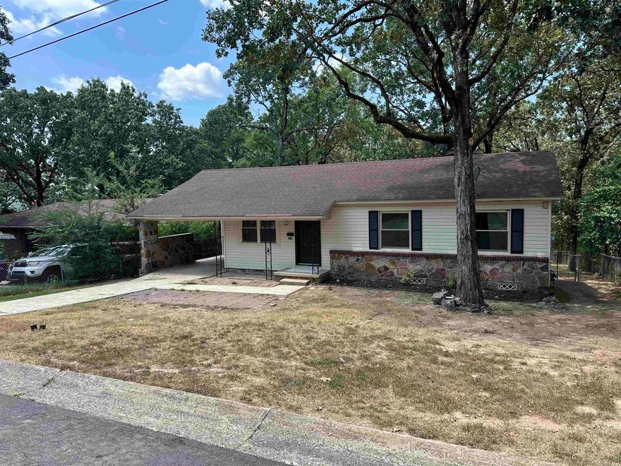 Beautifully Renovated 3-Bedroom Home with a Spacious Backyard! This charming 3 bed, 1 bath home has been tastefully renovated with brand-new flooring, fresh paint, granite countertops, updated appliances, and a modernized bathroom. Inside, there's plenty of space to spread out, but the real showstopper is the oversized backyard—perfect for entertaining, grilling, and letting the kids play. Homes like this don’t come around often and won’t last long. Call today to schedule your private tour!