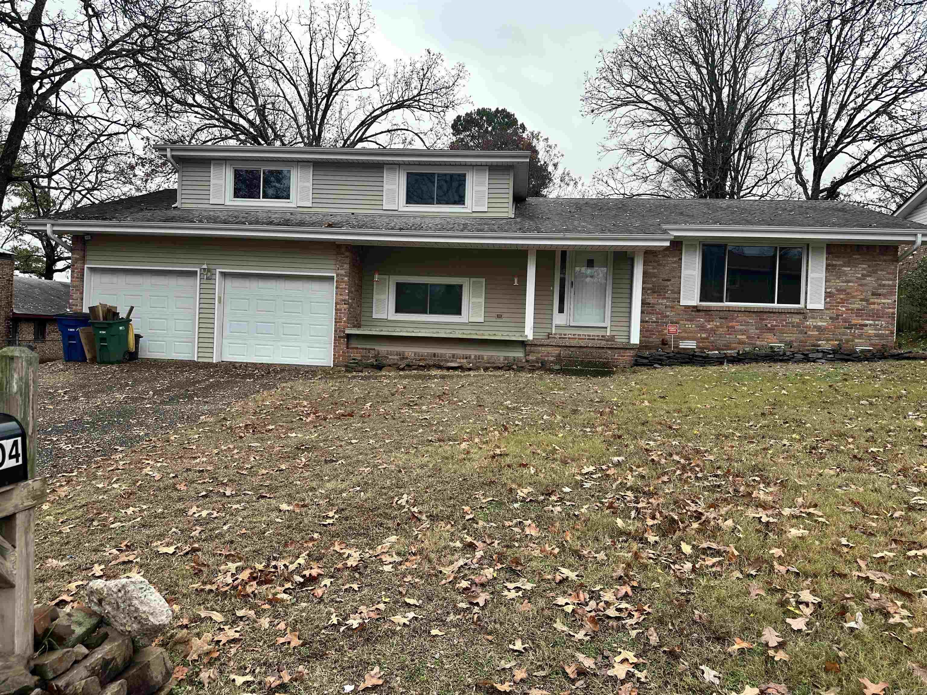 NEW ROOF Nicely updated 4-bedroom, 3-bath home in a well-maintained, highly desirable neighborhood, conveniently located near all the amenities you need. This home boasts numerous upgrades, including brand-new flooring, fresh paint throughout, and a completely remodeled kitchen featuring sleek new stainless steel appliances and beautiful granite countertops. The modern bathrooms have been fully renovated, and the home also features new garage door openers and more. Too many updates to mentionācome see it for yourself today!