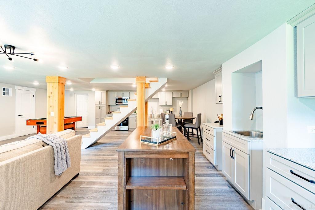 LAKEWOOD ESTATES - Residential