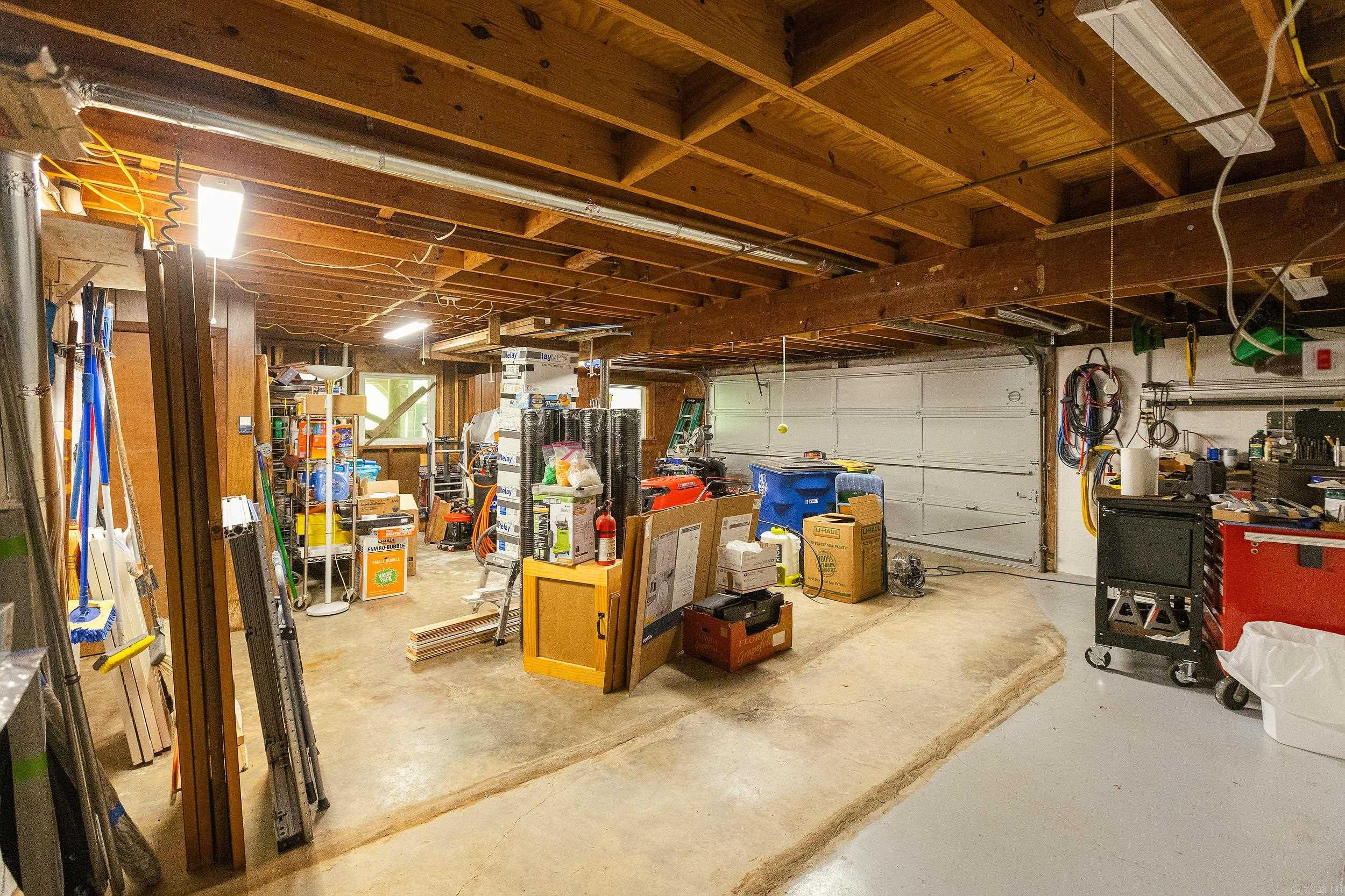 INDIAN HILLS - Residential