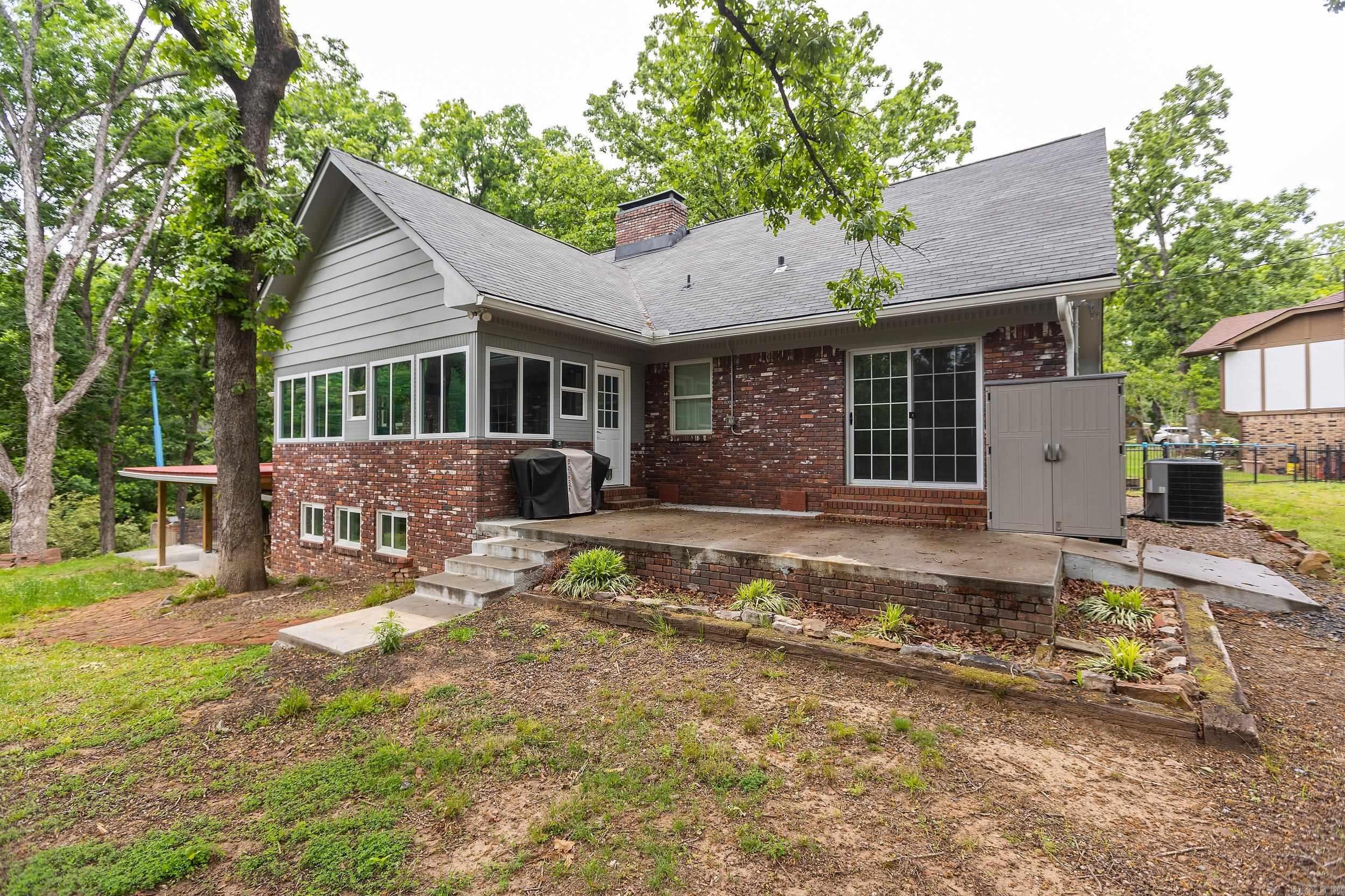 INDIAN HILLS - Residential