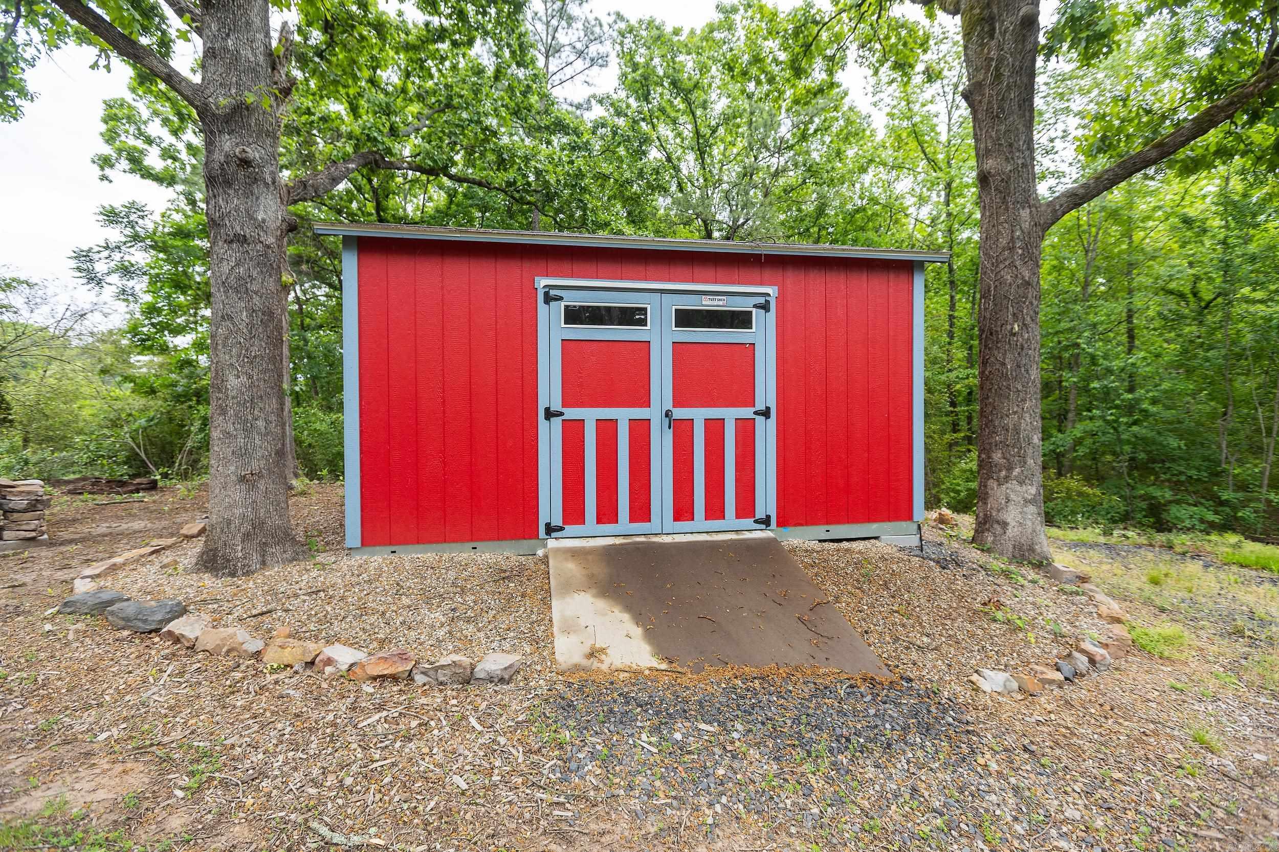 INDIAN HILLS - Residential