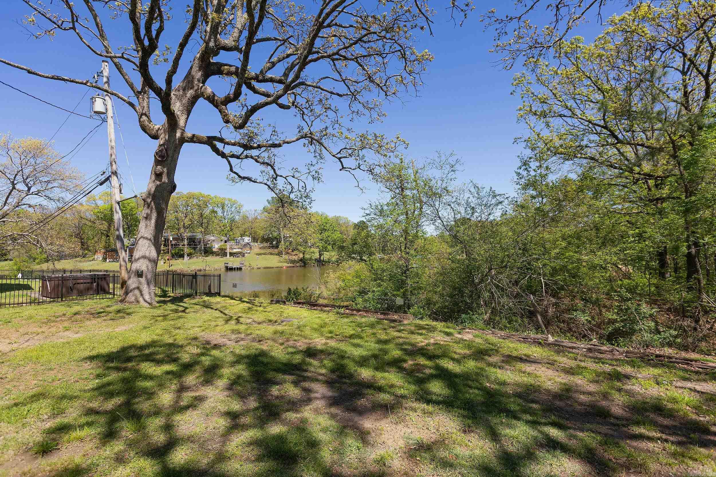 INDIAN HILLS - Residential