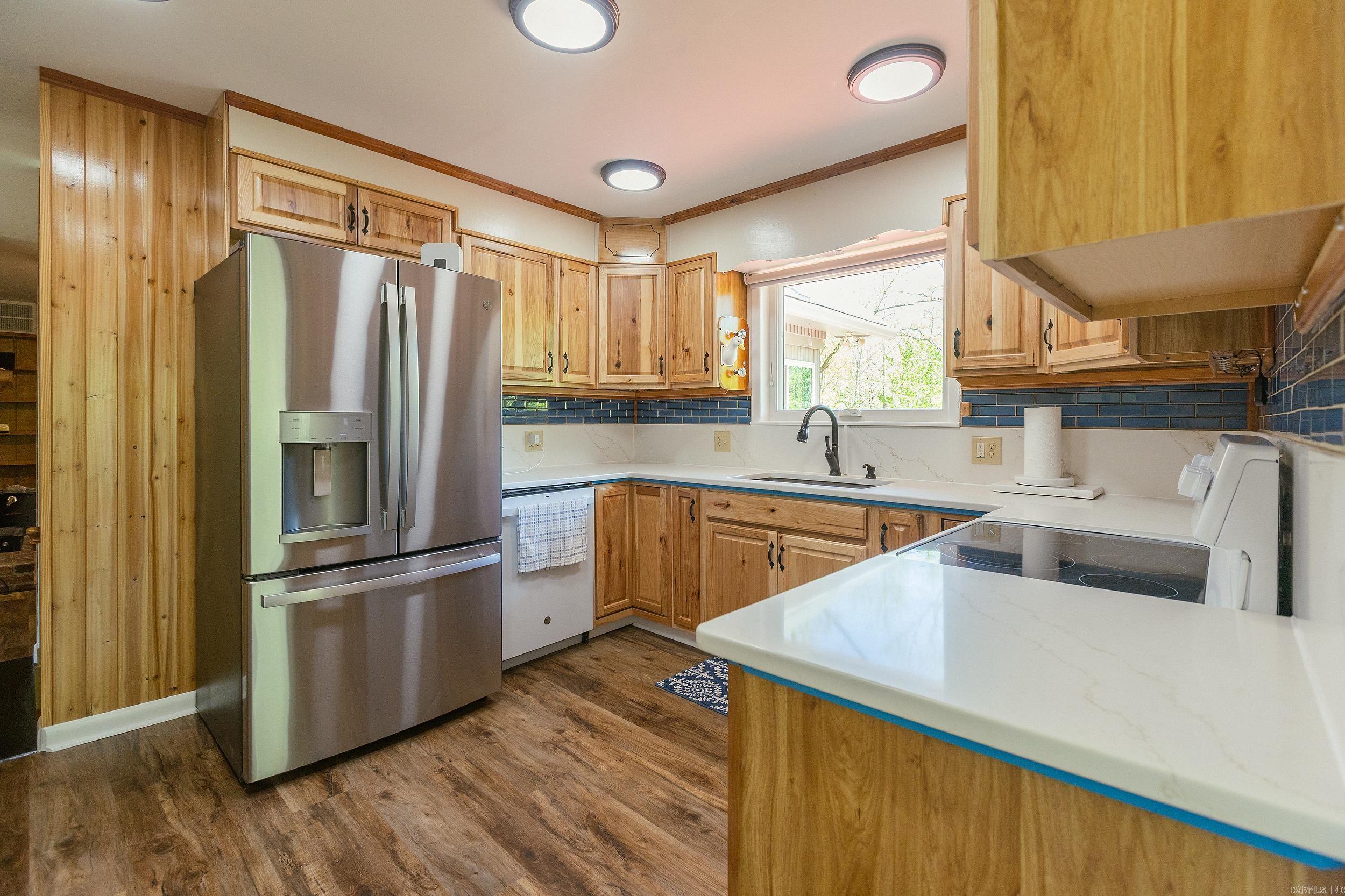 INDIAN HILLS - Residential