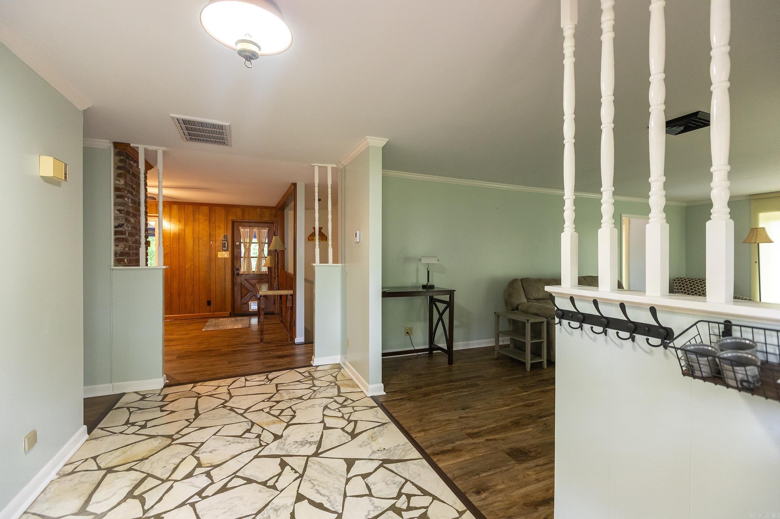 INDIAN HILLS - Residential