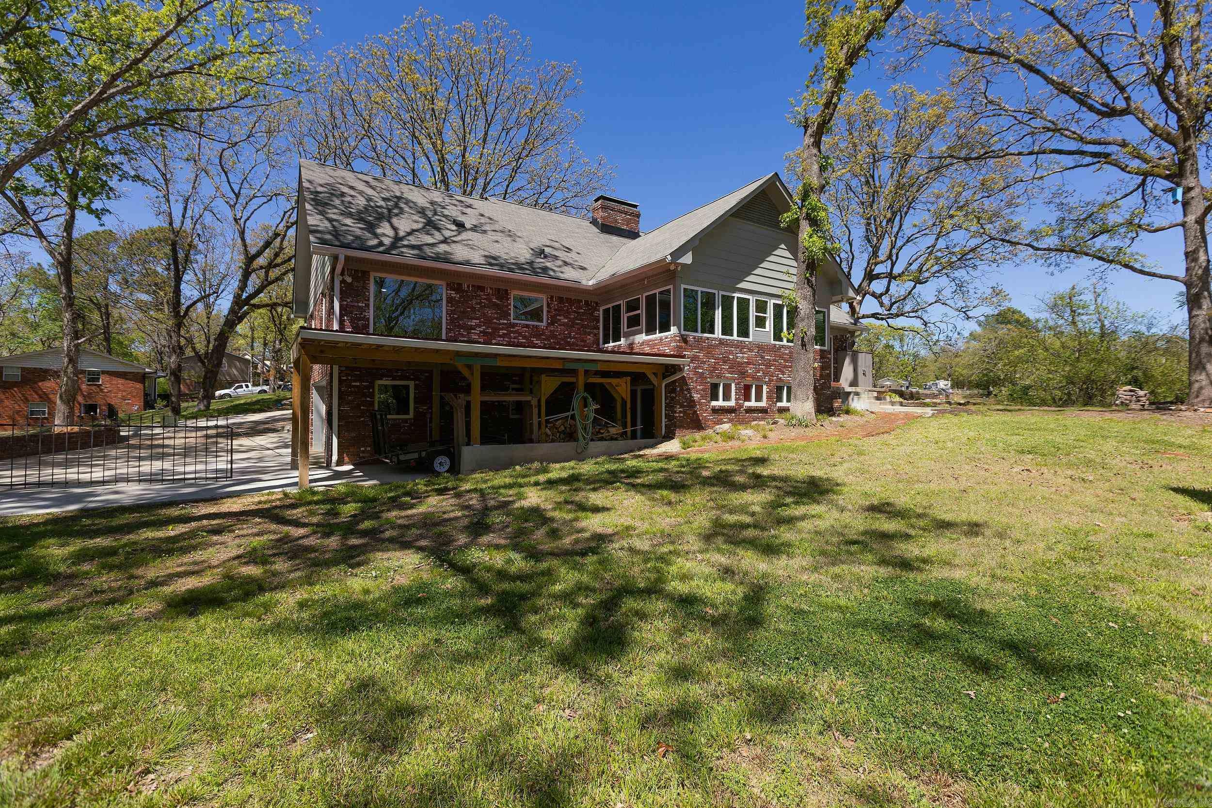 INDIAN HILLS - Residential