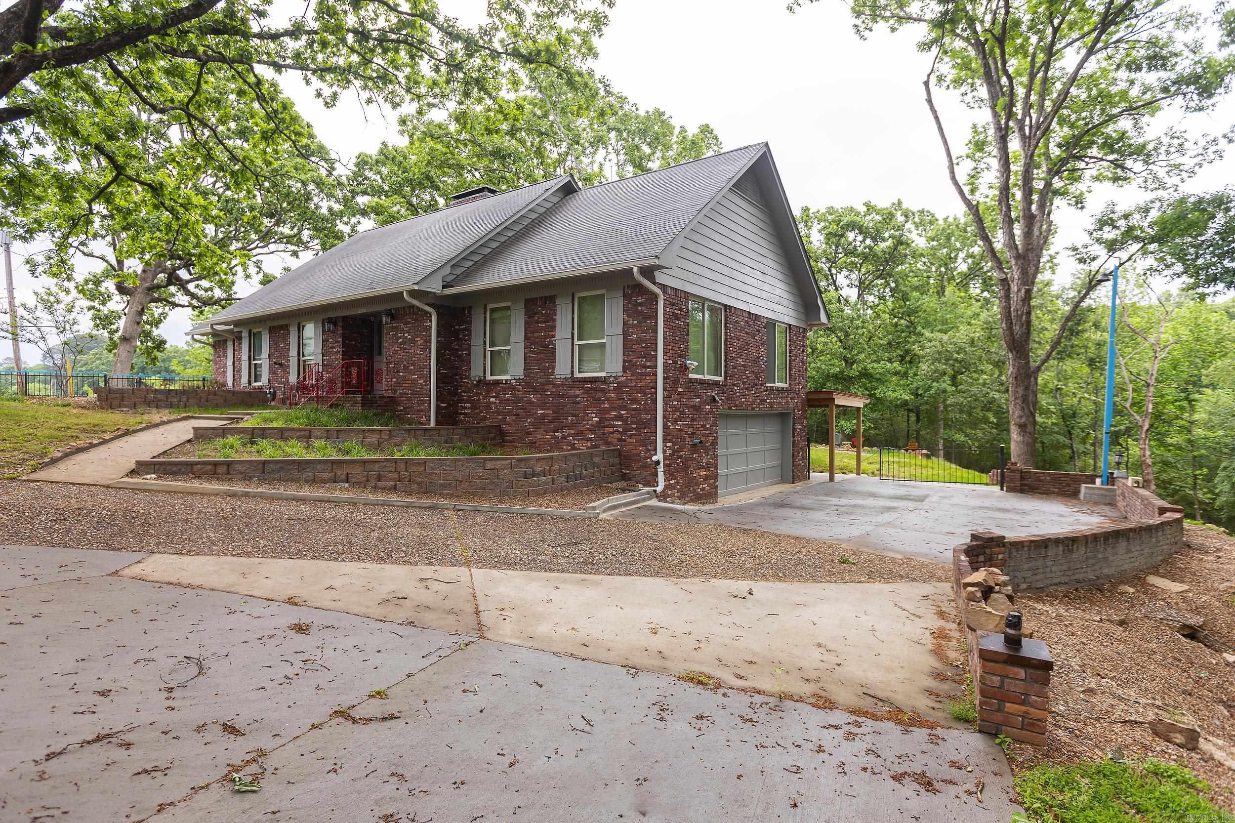 INDIAN HILLS - Residential