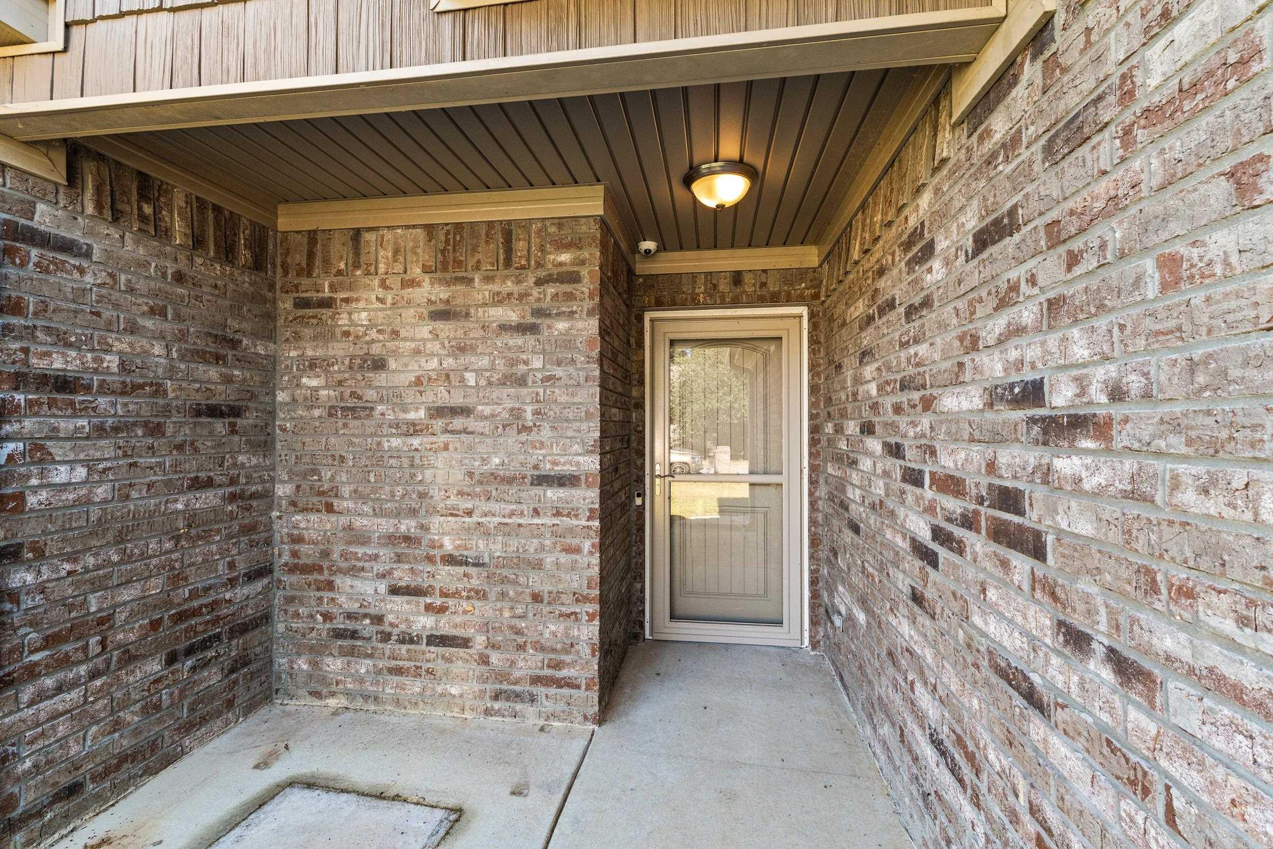 HUNTERS RUN - Residential