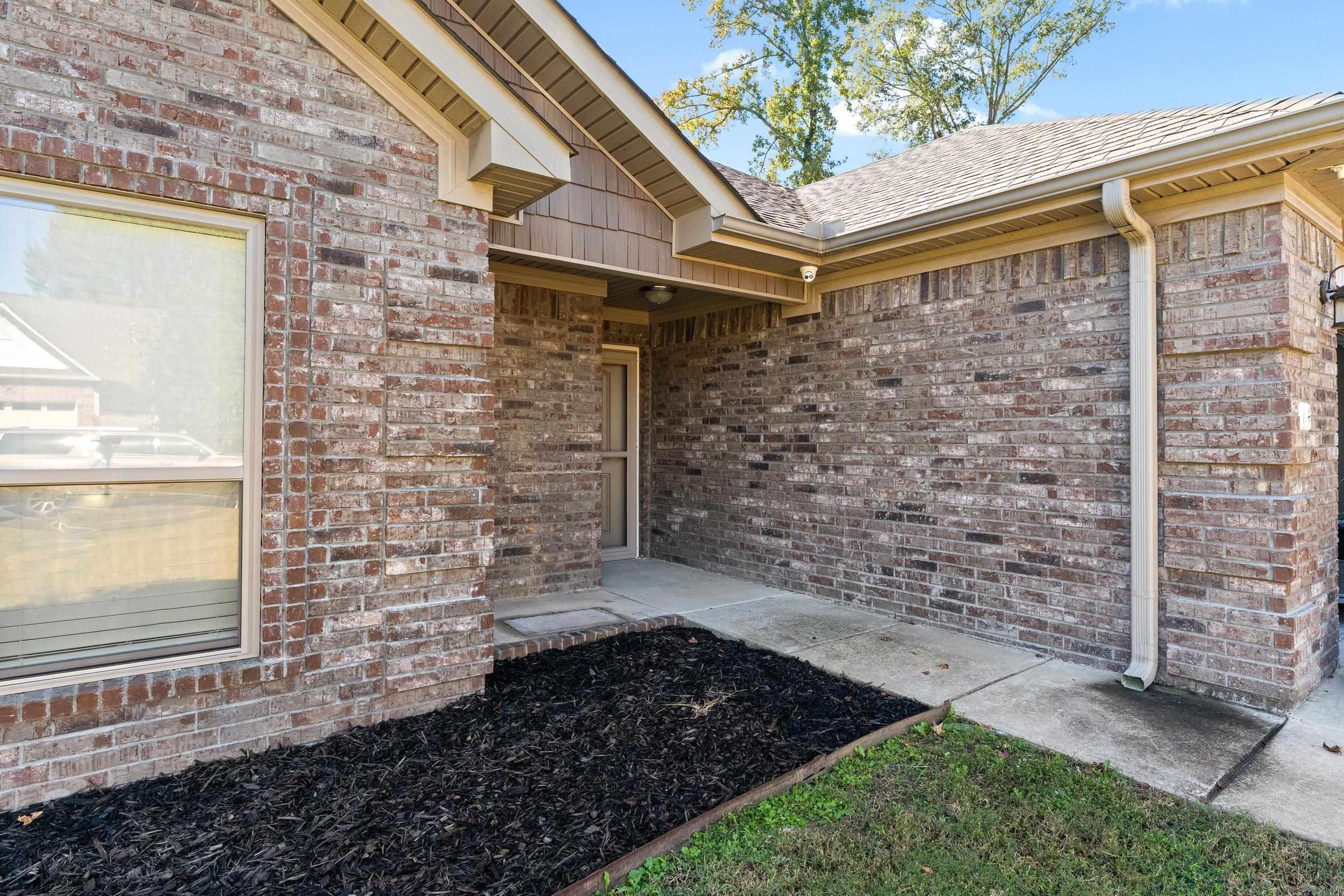 HUNTERS RUN - Residential