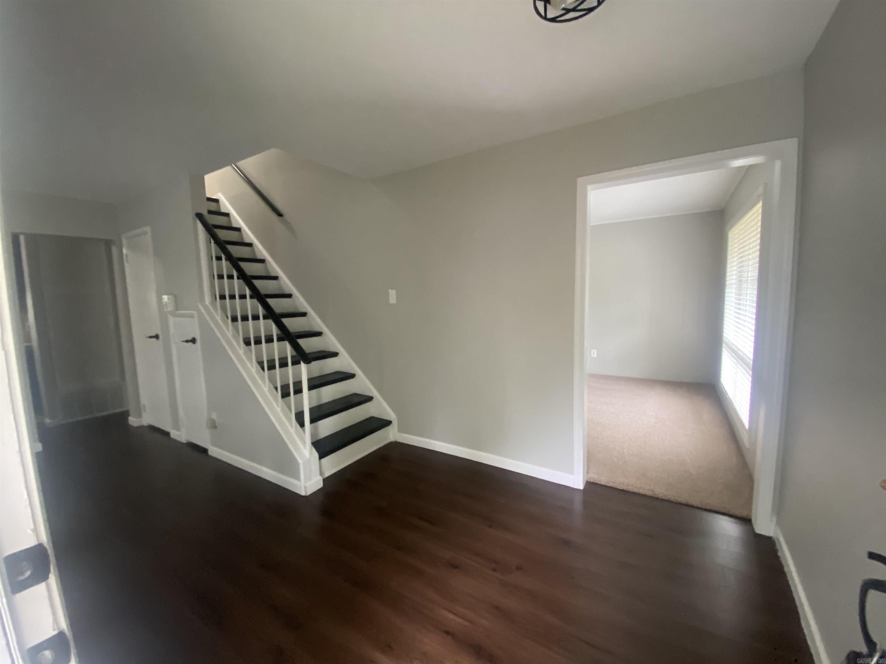 Oak View - Residential