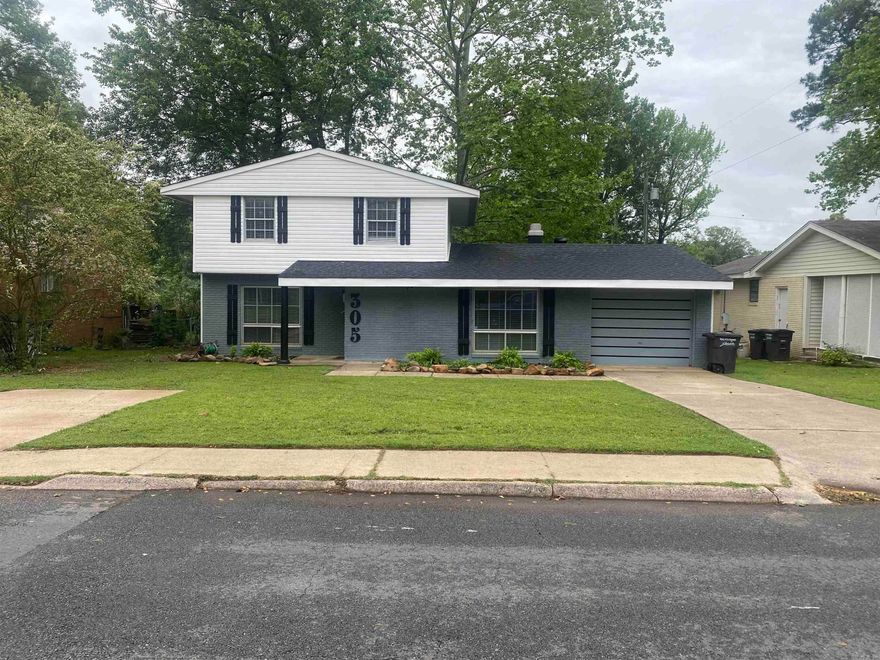 Beautifully remodeled home in well established neighborhood just 2 blocks from city park and 5 min from LRAFB. 4 Large bedrooms, 3 up & 1 down, two living areas, office area, site built wood burning fireplace, formal, dining room, original hardwood flooring upstairs, large fenced backyard w/12x16 storage building, new architectural shingle roof in 2024 half bath downstairs could be converted to full bath.