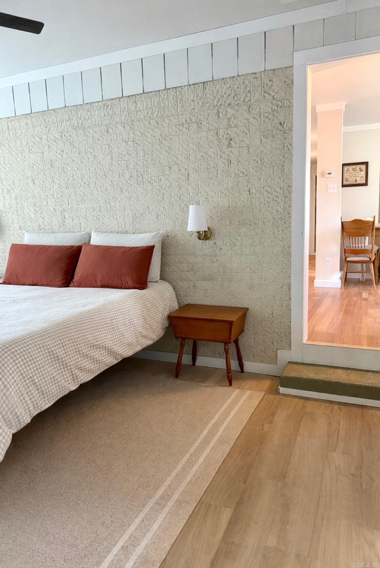 SUNNYBROOK - Residential