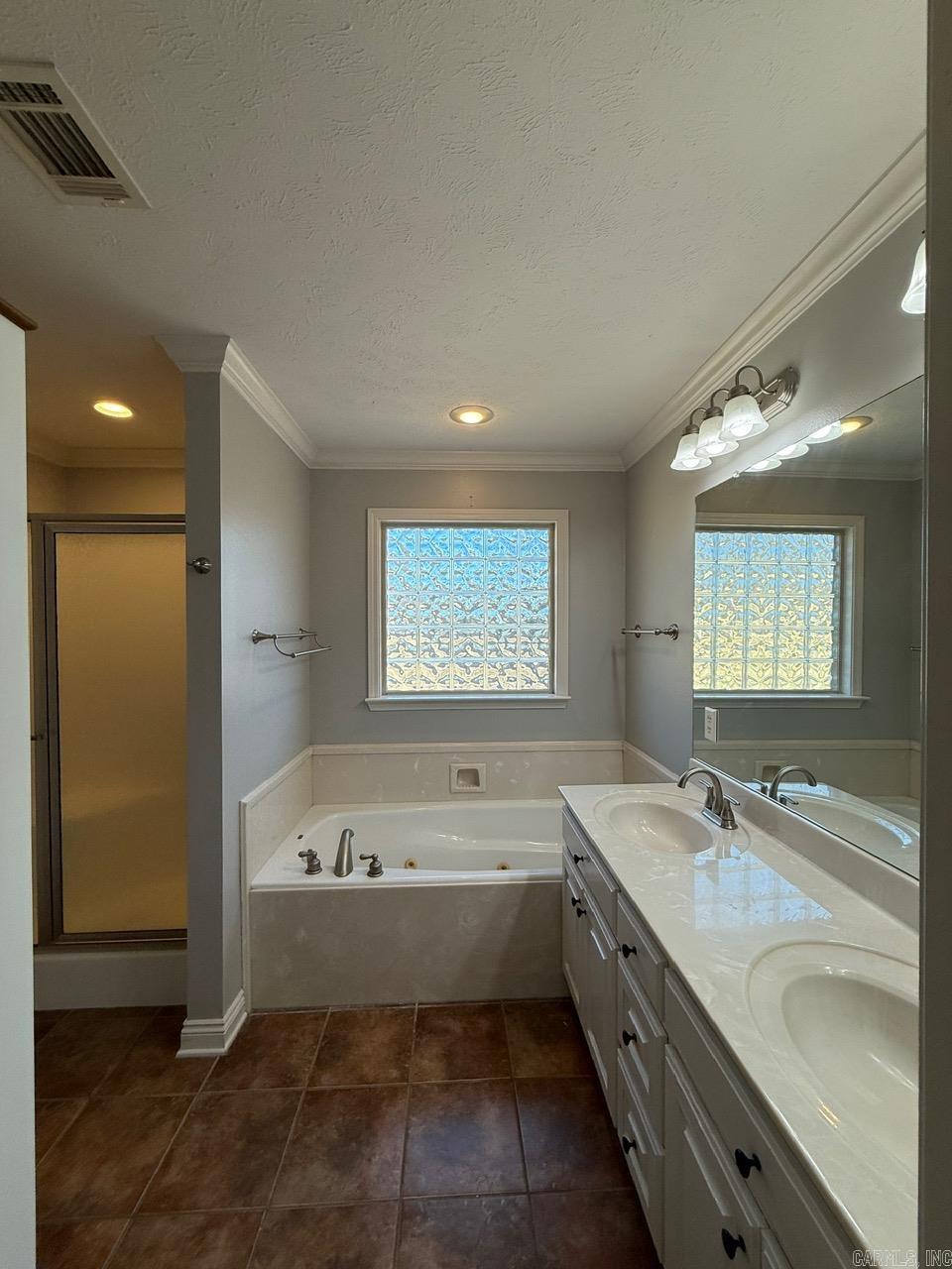 CAJUN COVE - Residential