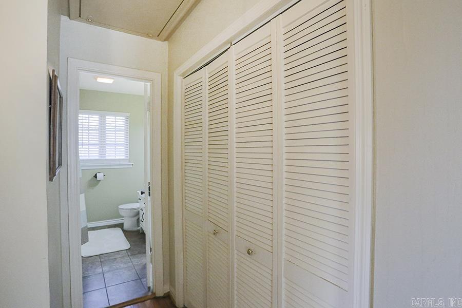 HILLCREST - Residential