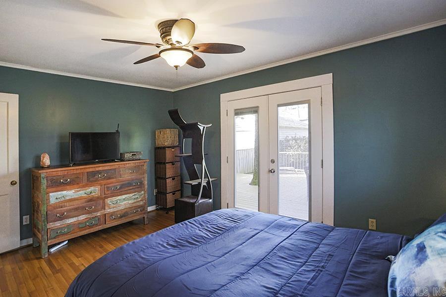 HILLCREST - Residential