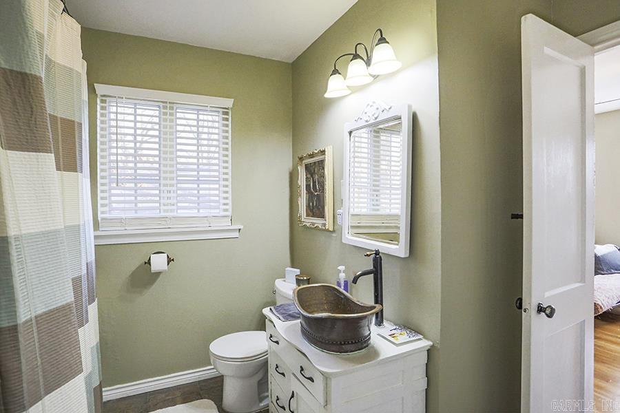 HILLCREST - Residential