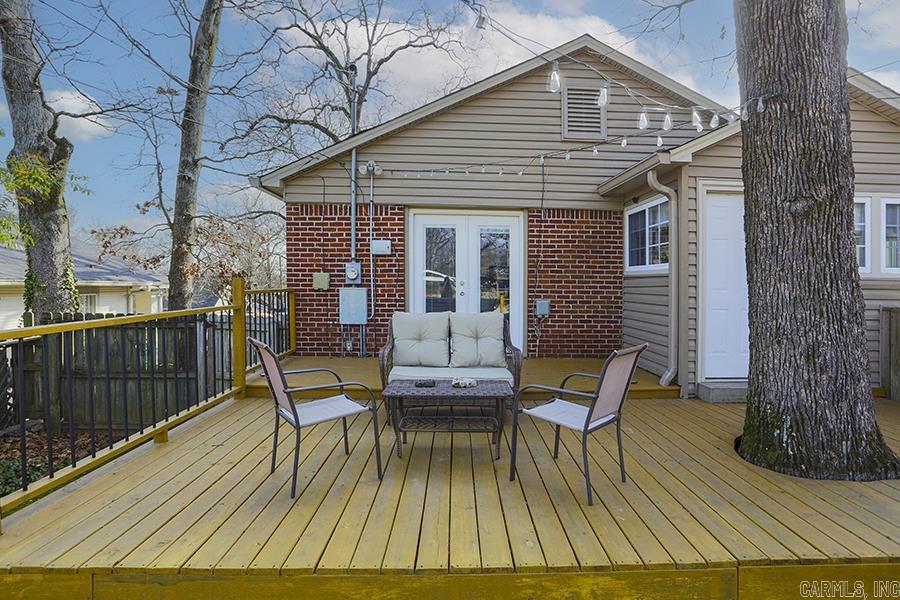 HILLCREST - Residential