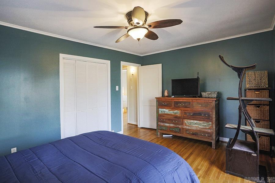 HILLCREST - Residential