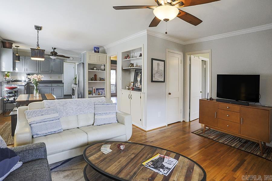 HILLCREST - Residential