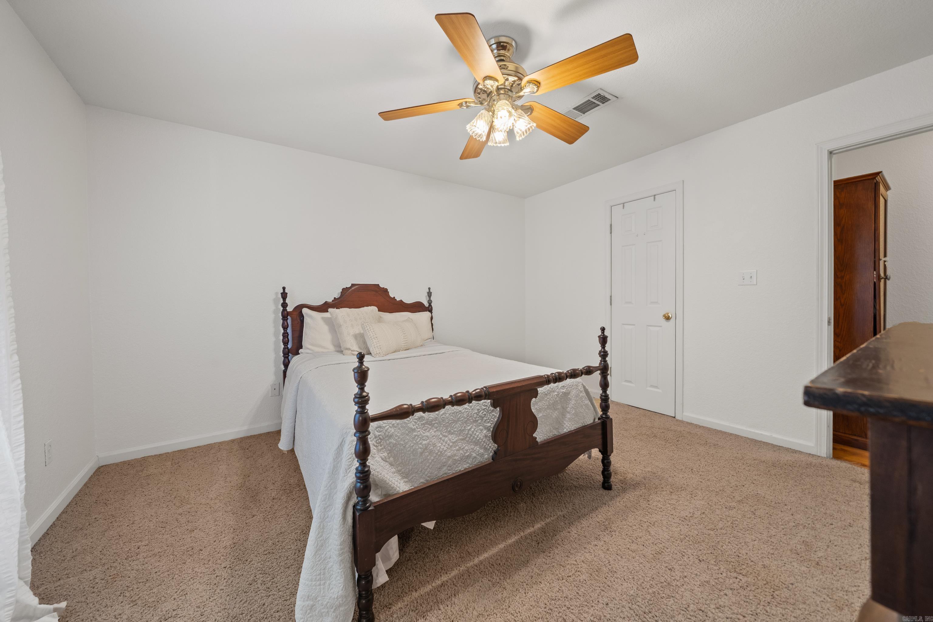 COMPADRE ESTATES - Residential