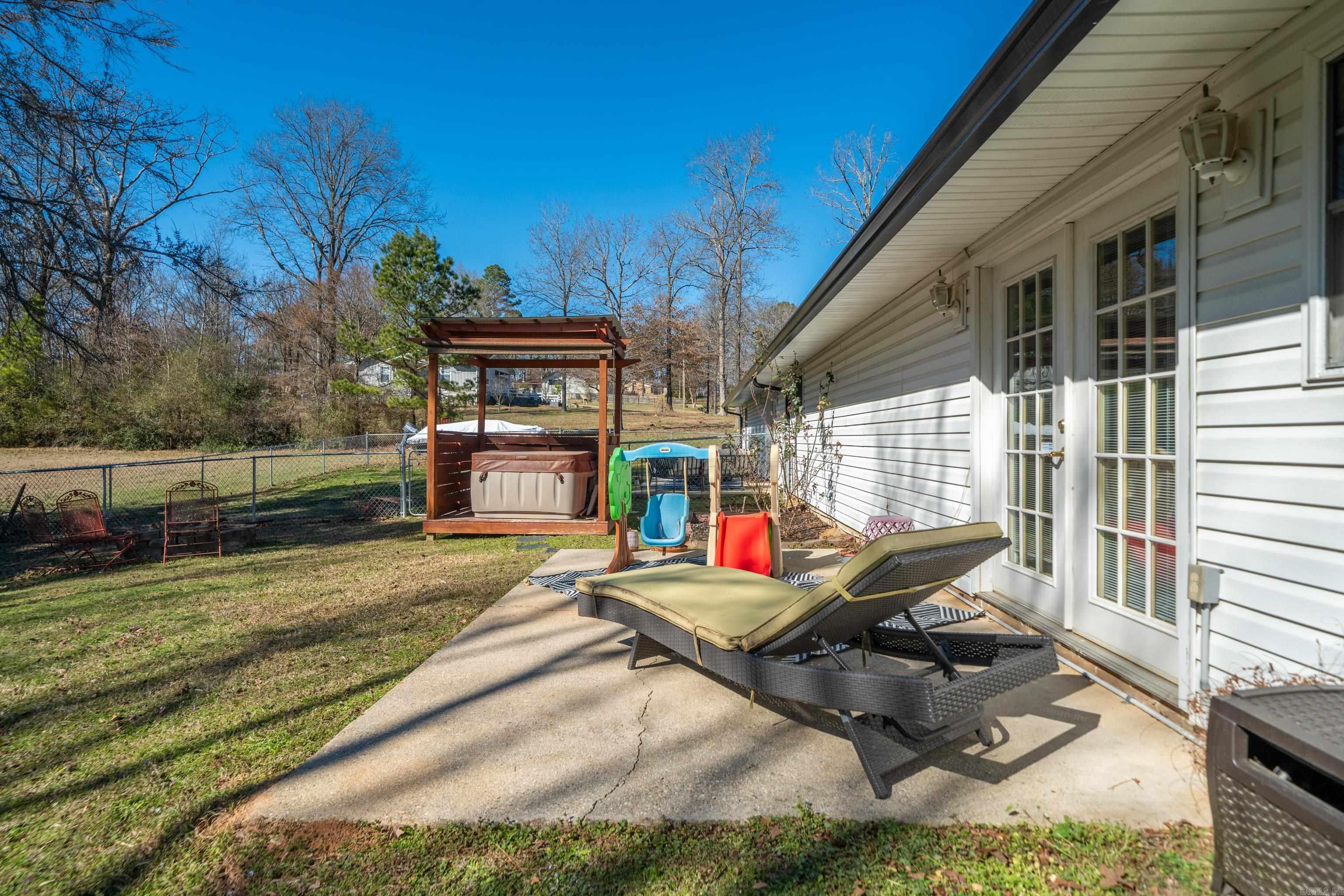 COMPADRE ESTATES - Residential