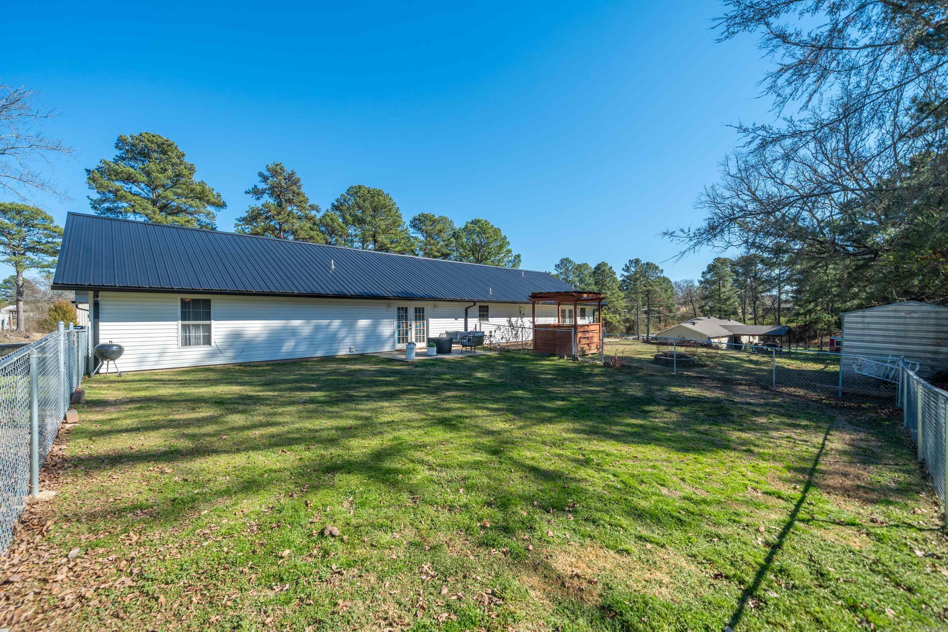 COMPADRE ESTATES - Residential