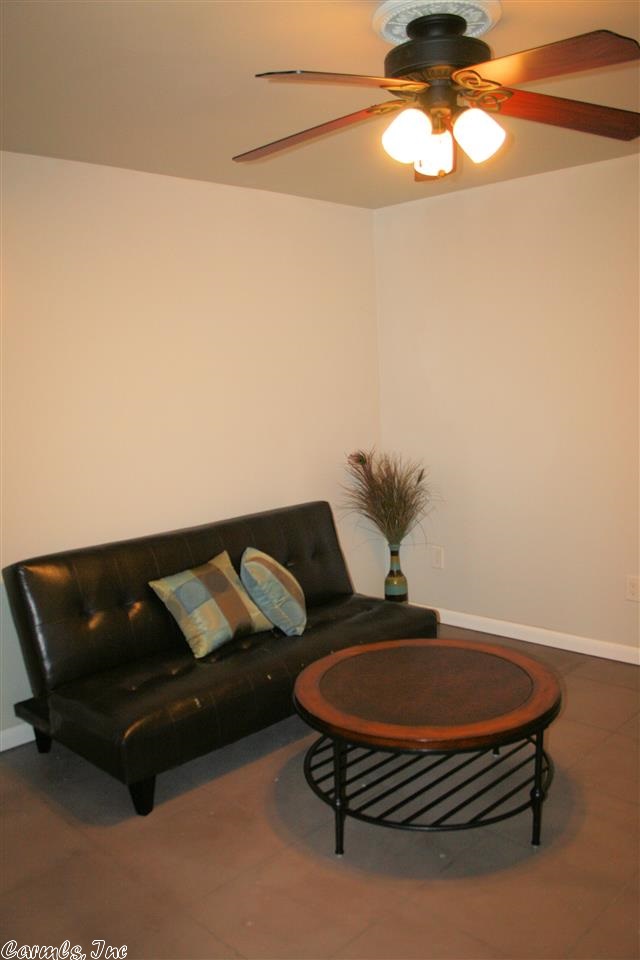 INDIAN HILLS - Residential