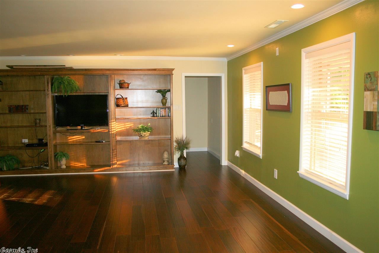 INDIAN HILLS - Residential