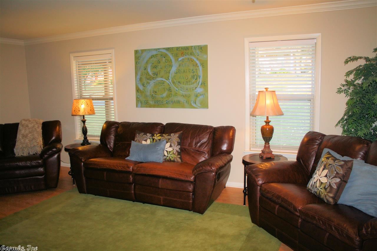 INDIAN HILLS - Residential