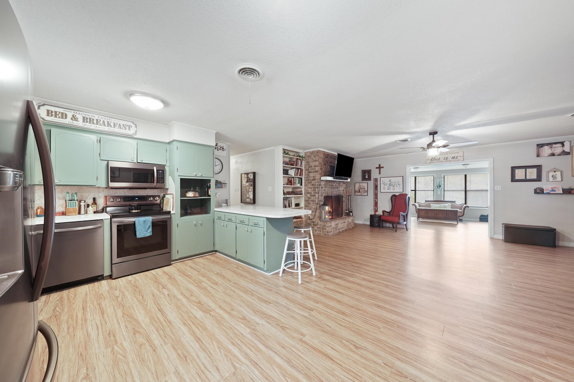 De Queen Lake - Residential