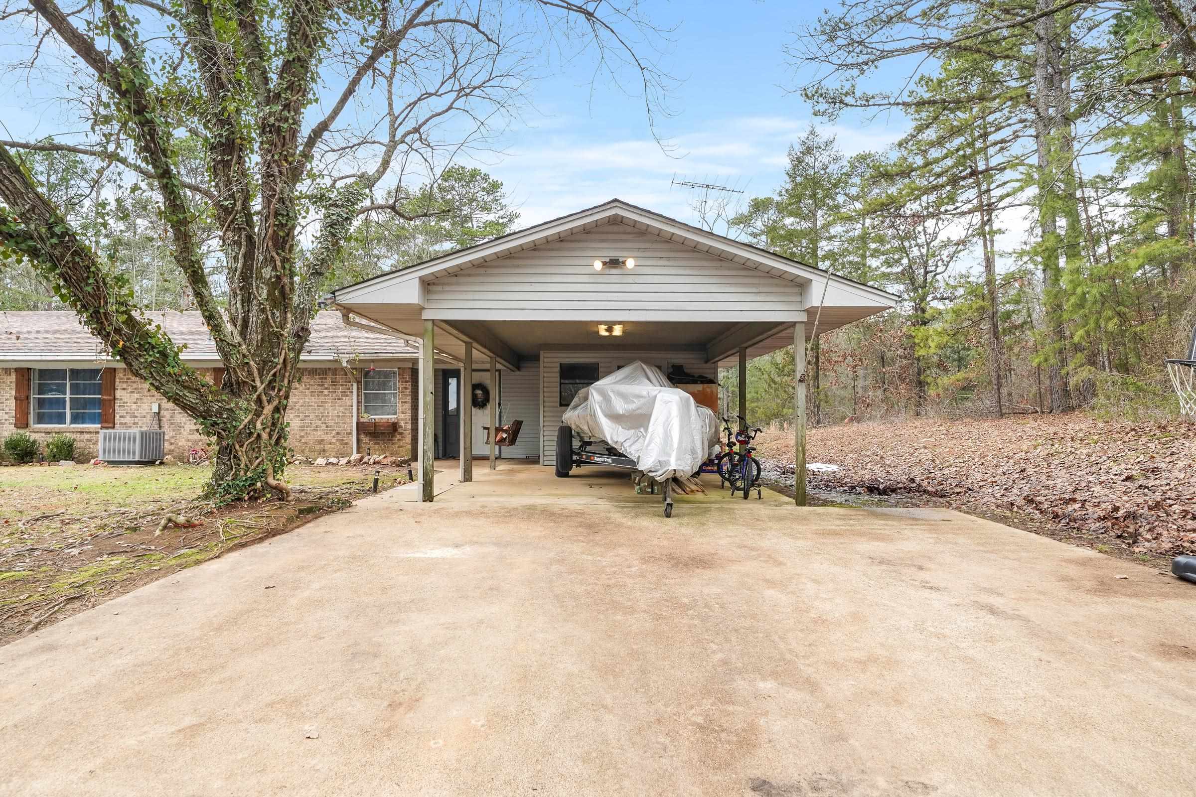 De Queen Lake - Residential