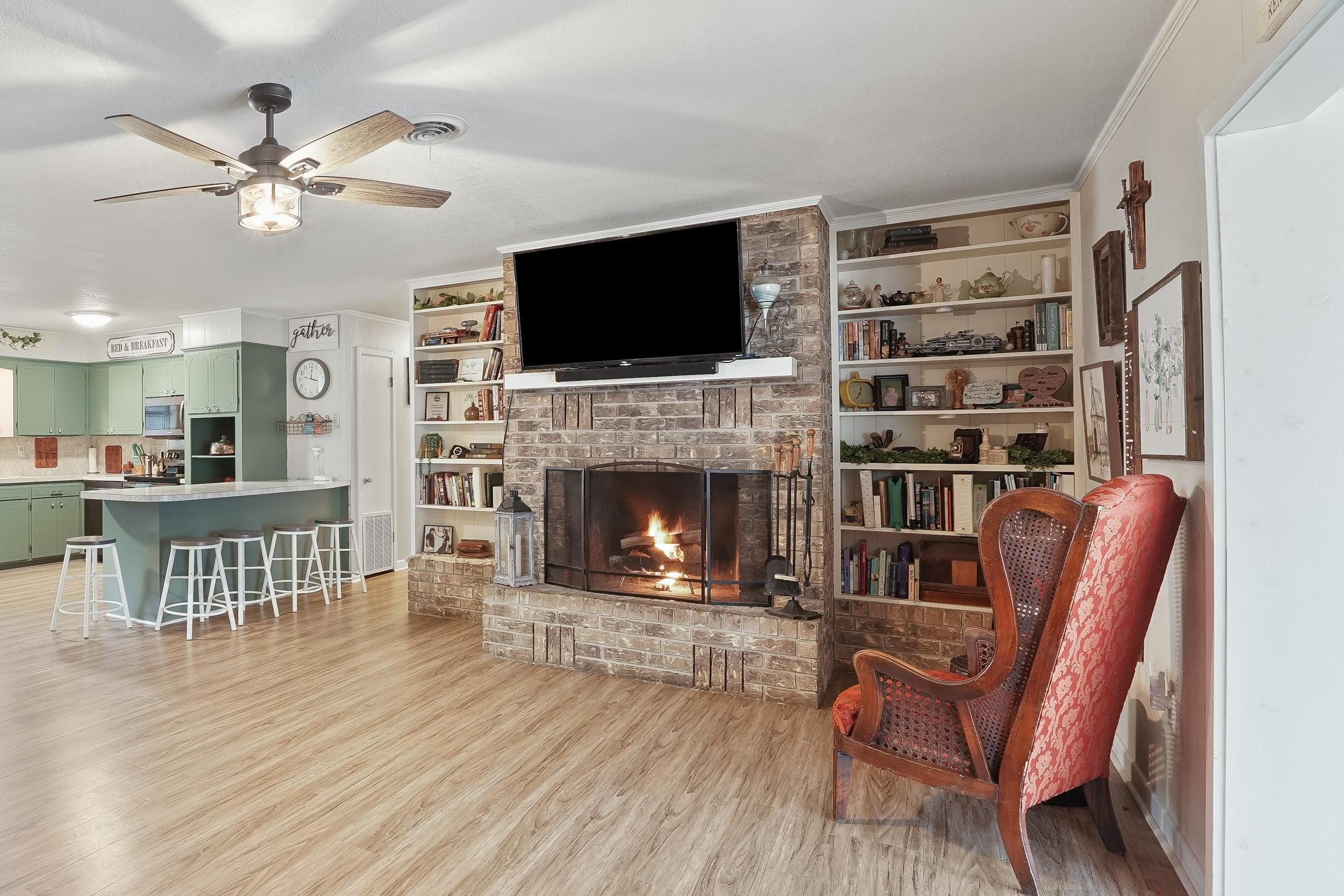 De Queen Lake - Residential