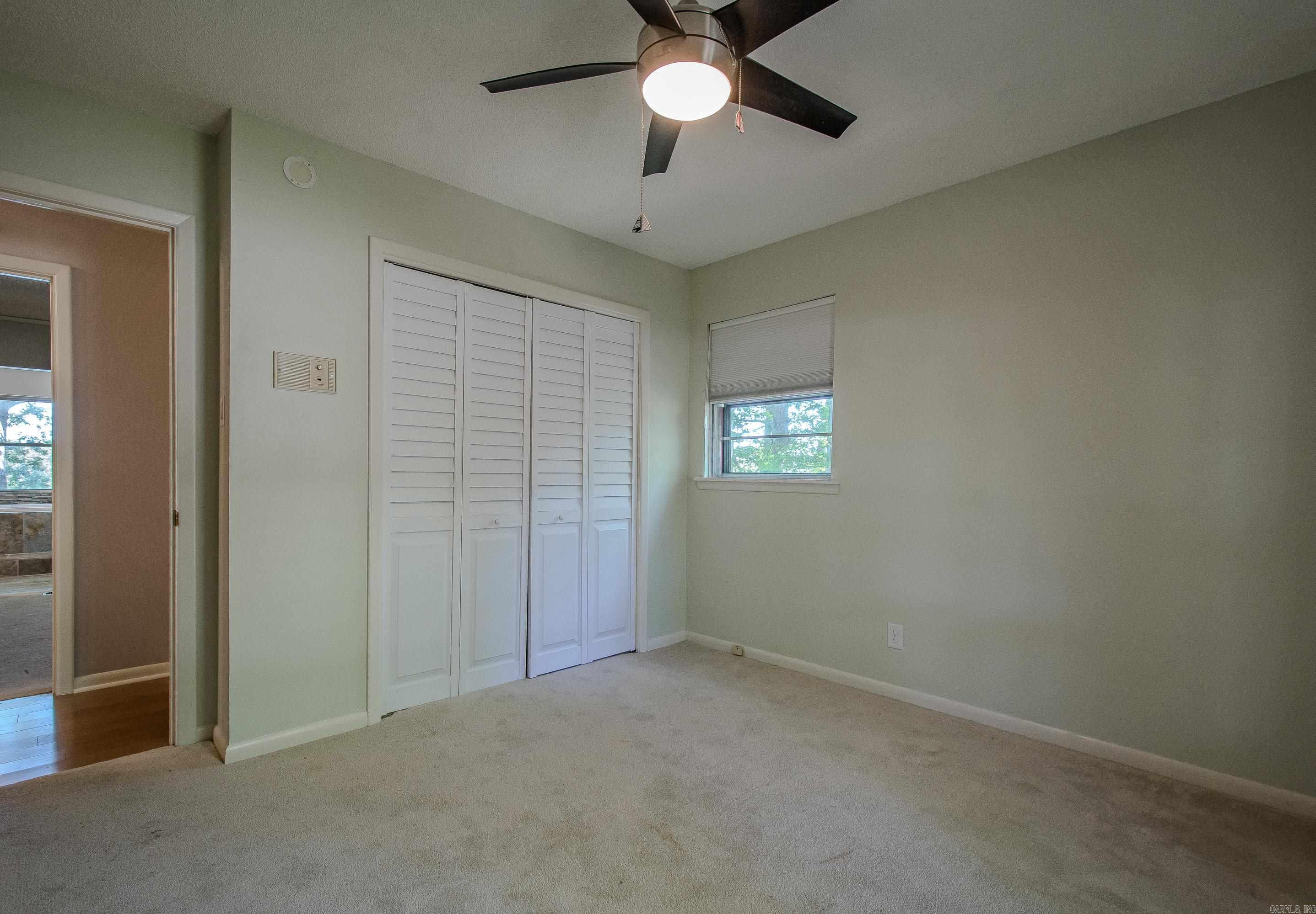 INDIANHEAD LAKES EST - Residential