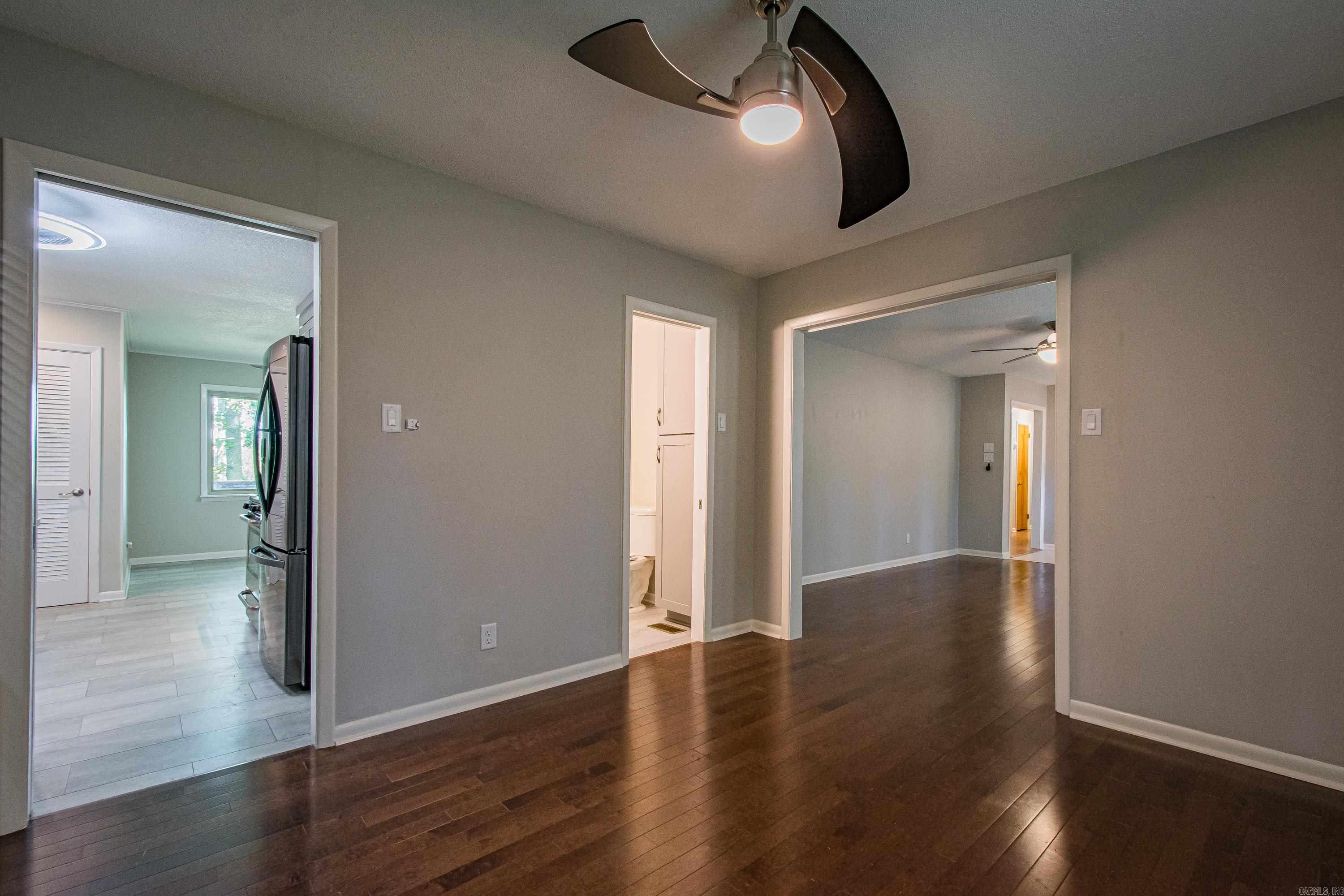 INDIANHEAD LAKES EST - Residential