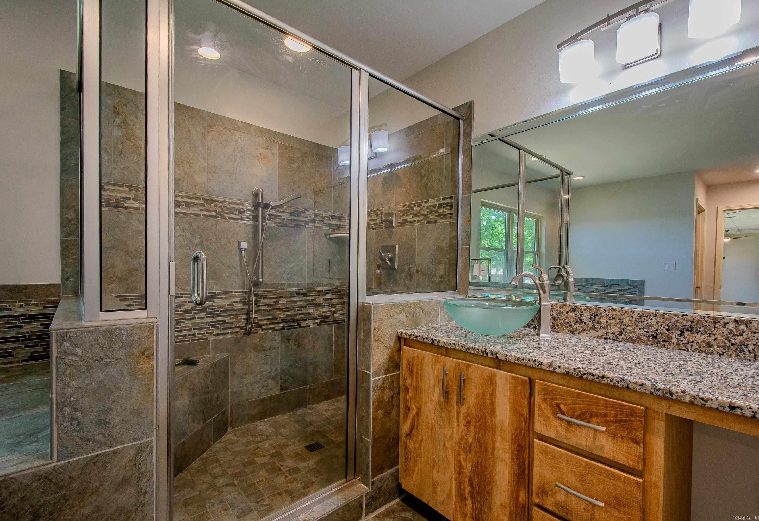 INDIANHEAD LAKES EST - Residential