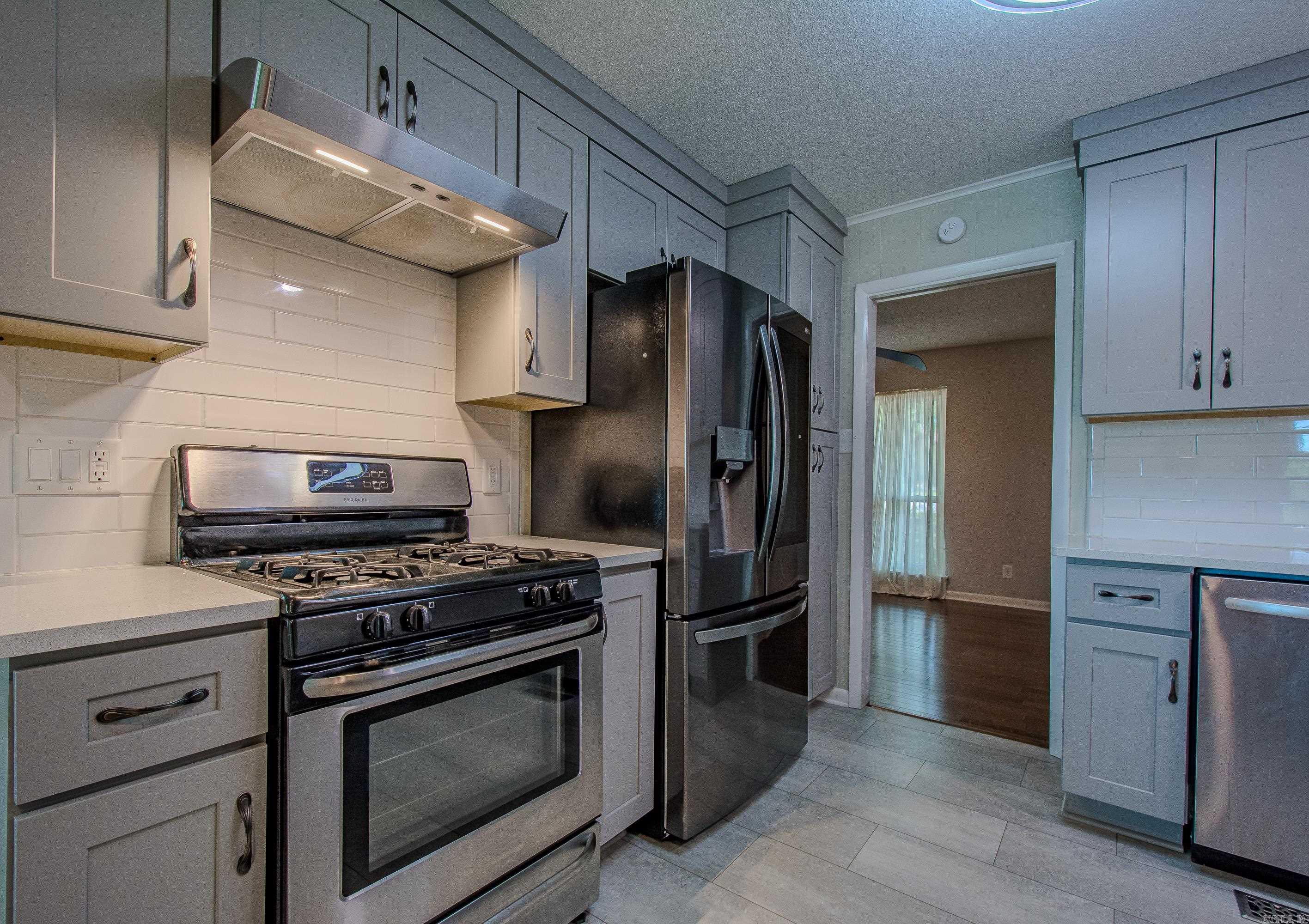 INDIANHEAD LAKES EST - Residential