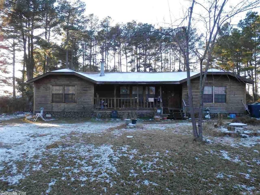 Looking for a place to start your business close to tremendous commercial growth, this is it. New marine flooring with central heat and air. Roof is only four years old. Come take a look!