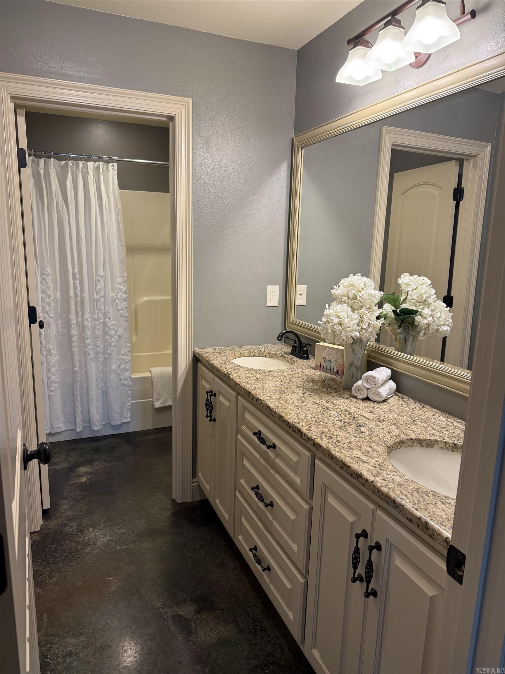 RIDGEWOOD S/D - Residential