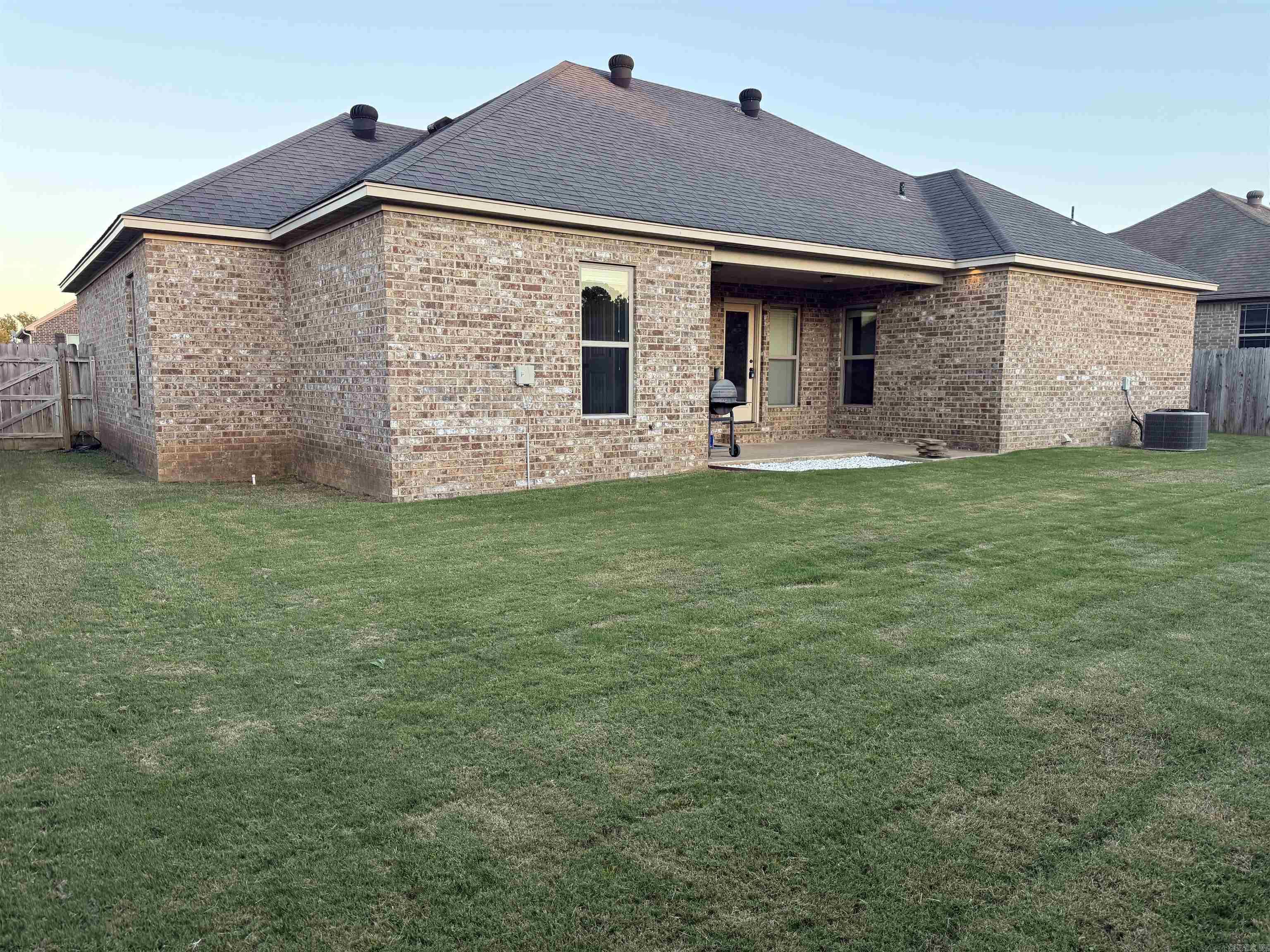 RIDGEWOOD S/D - Residential