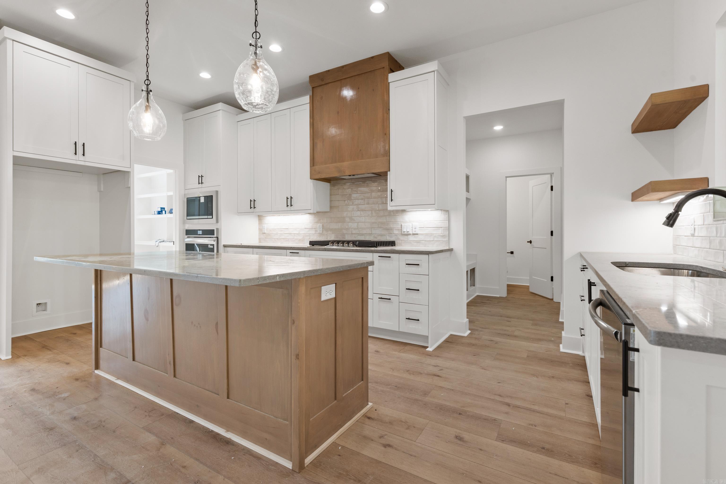 Northridge Estate - Residential