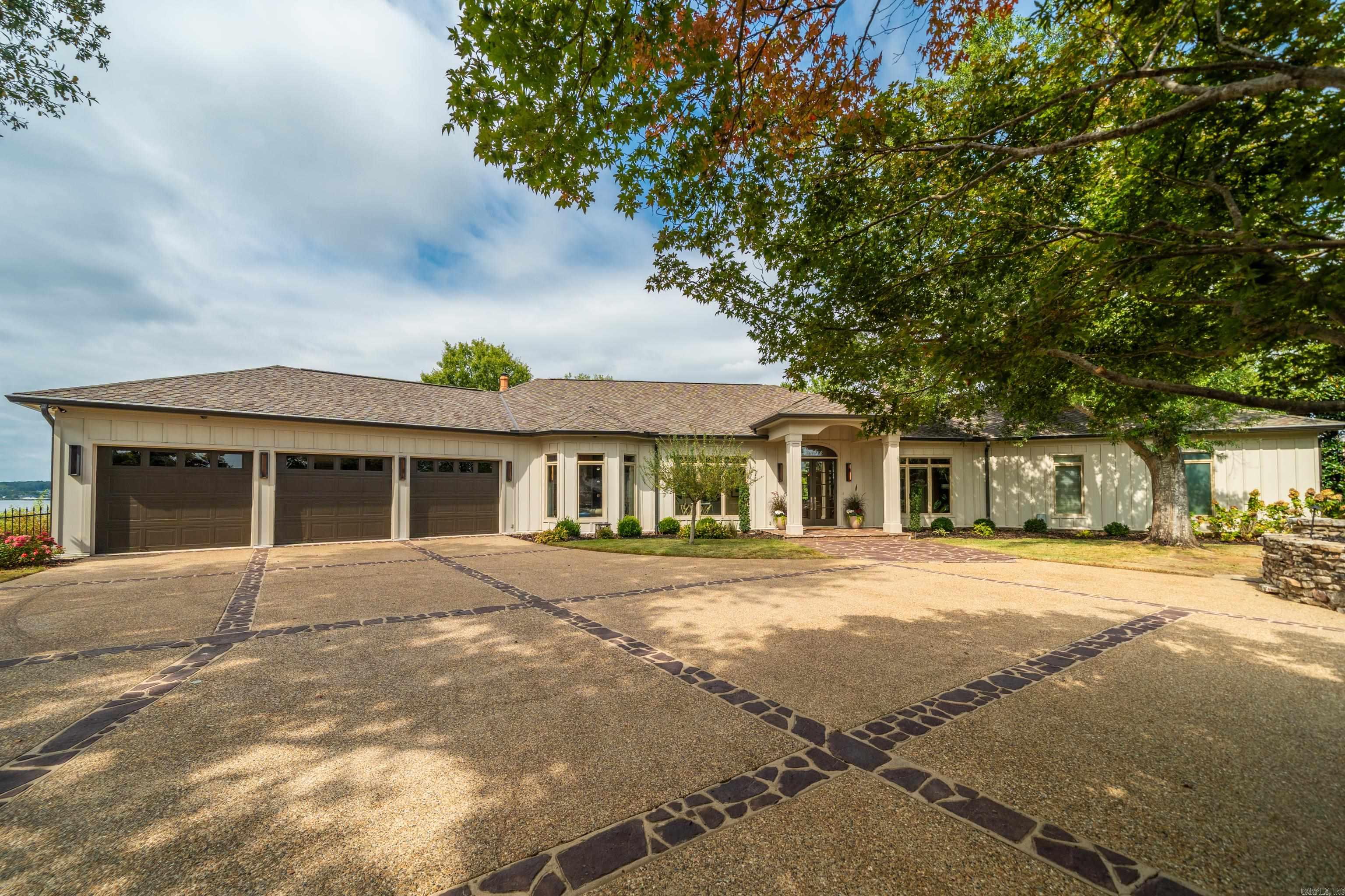 Long Island Point - Residential