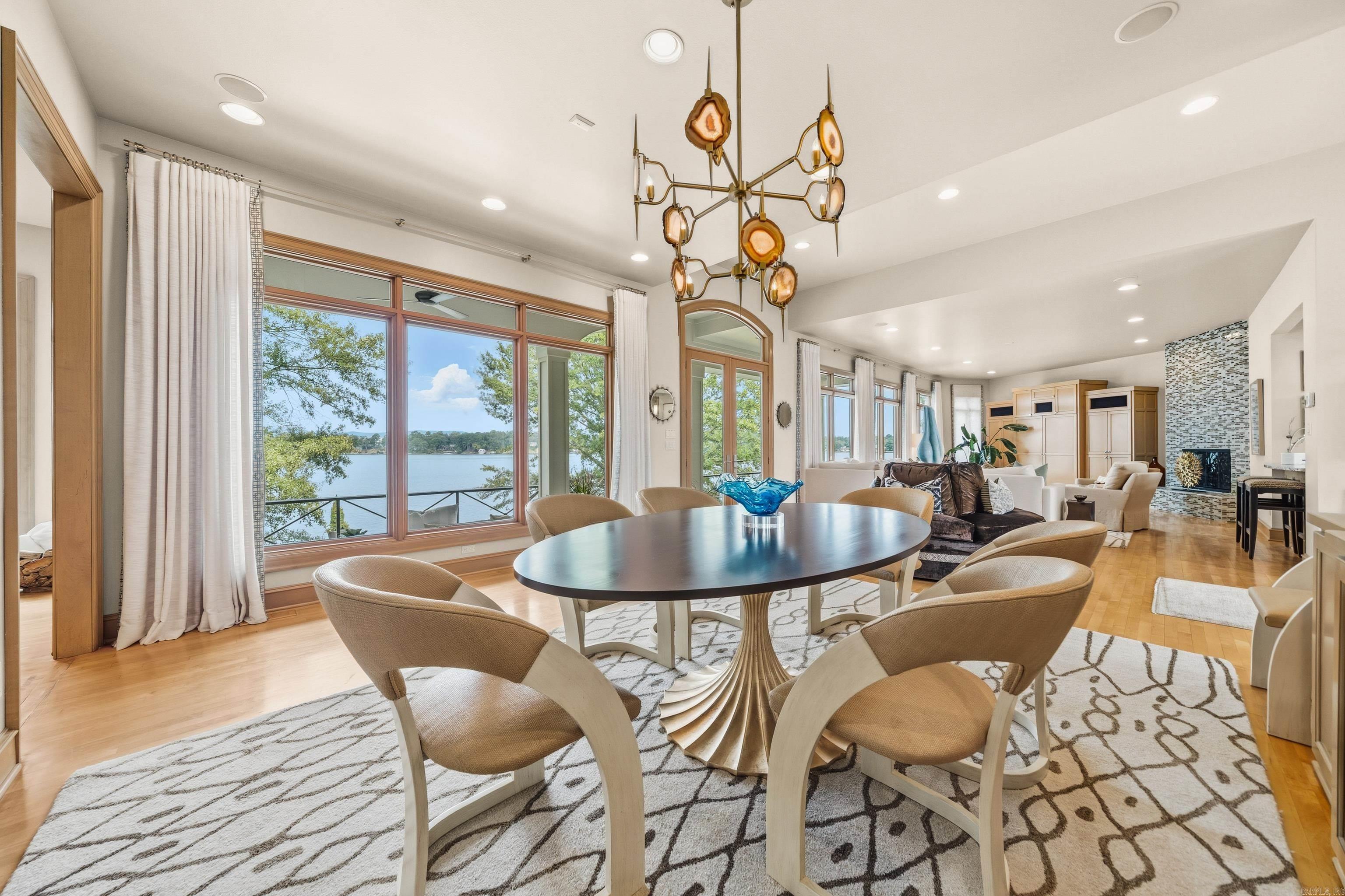 Long Island Point - Residential