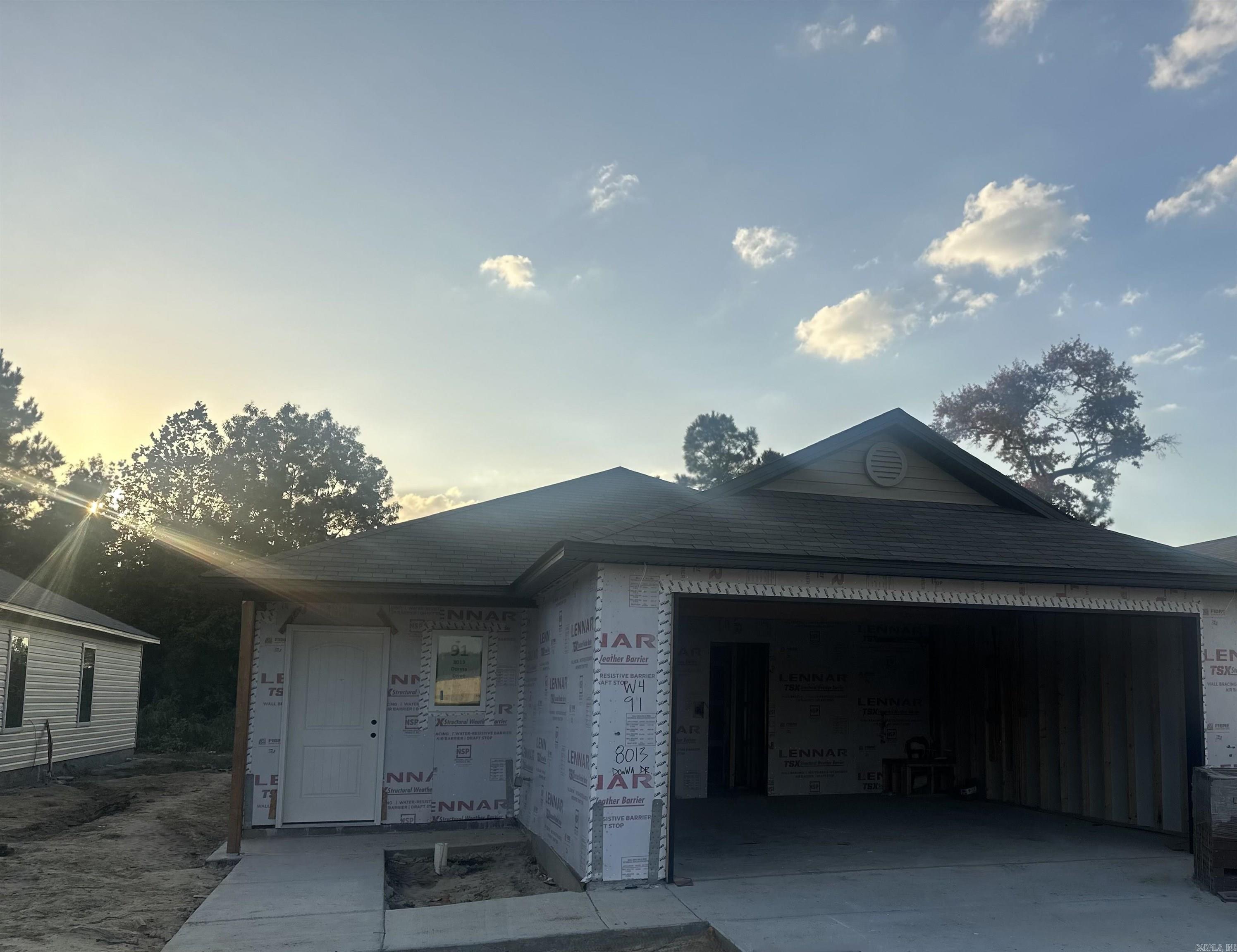 COUNTRY CLUB OF ARK THE - Residential