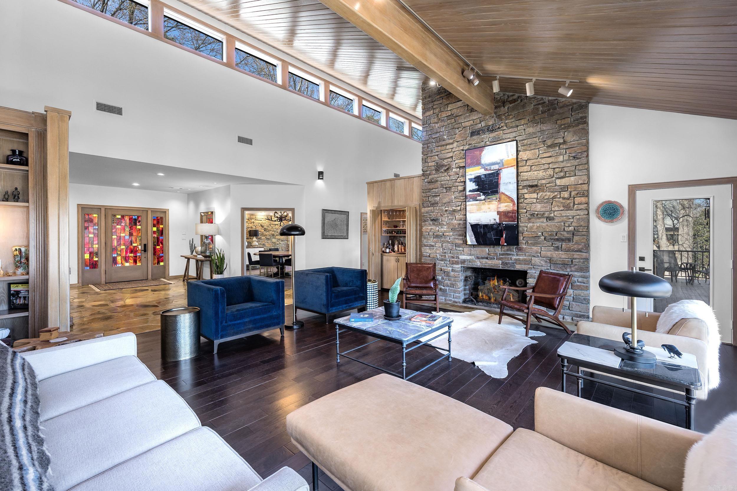 PLEASANT VALLEY - Residential