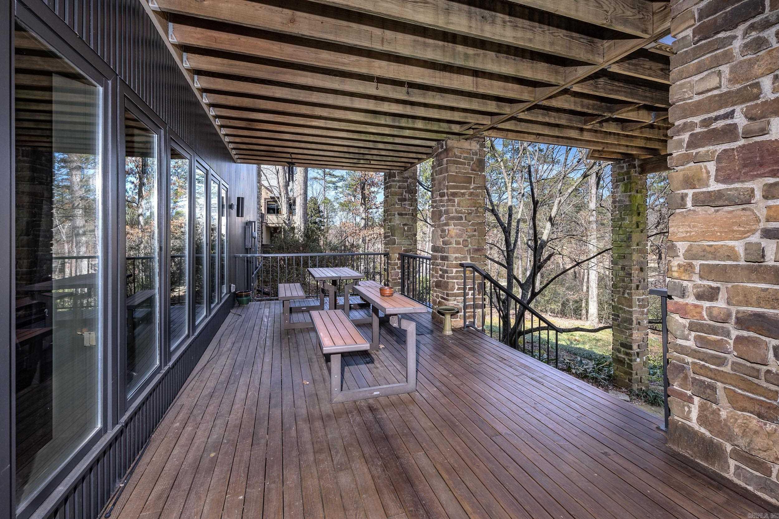 PLEASANT VALLEY - Residential