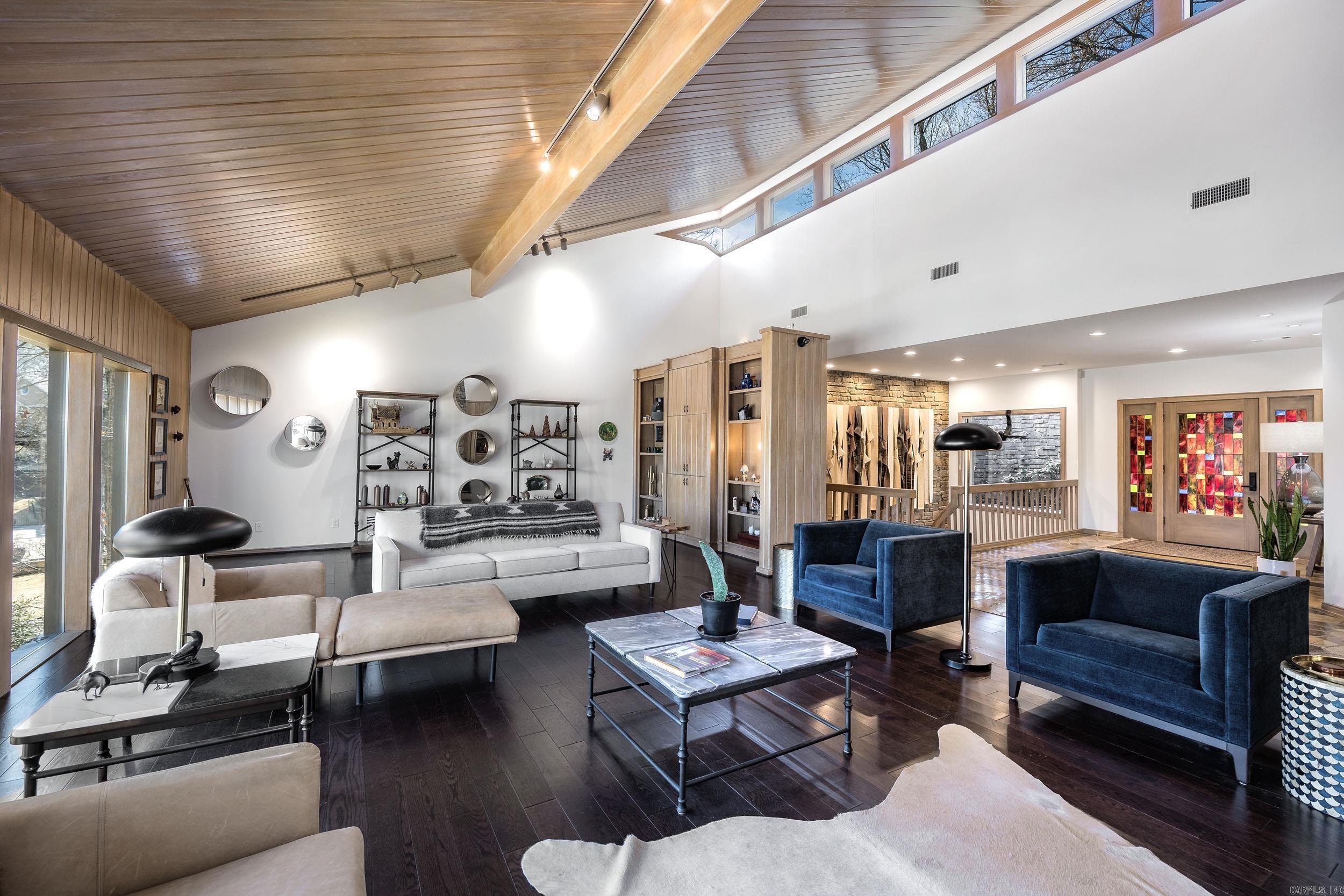 PLEASANT VALLEY - Residential